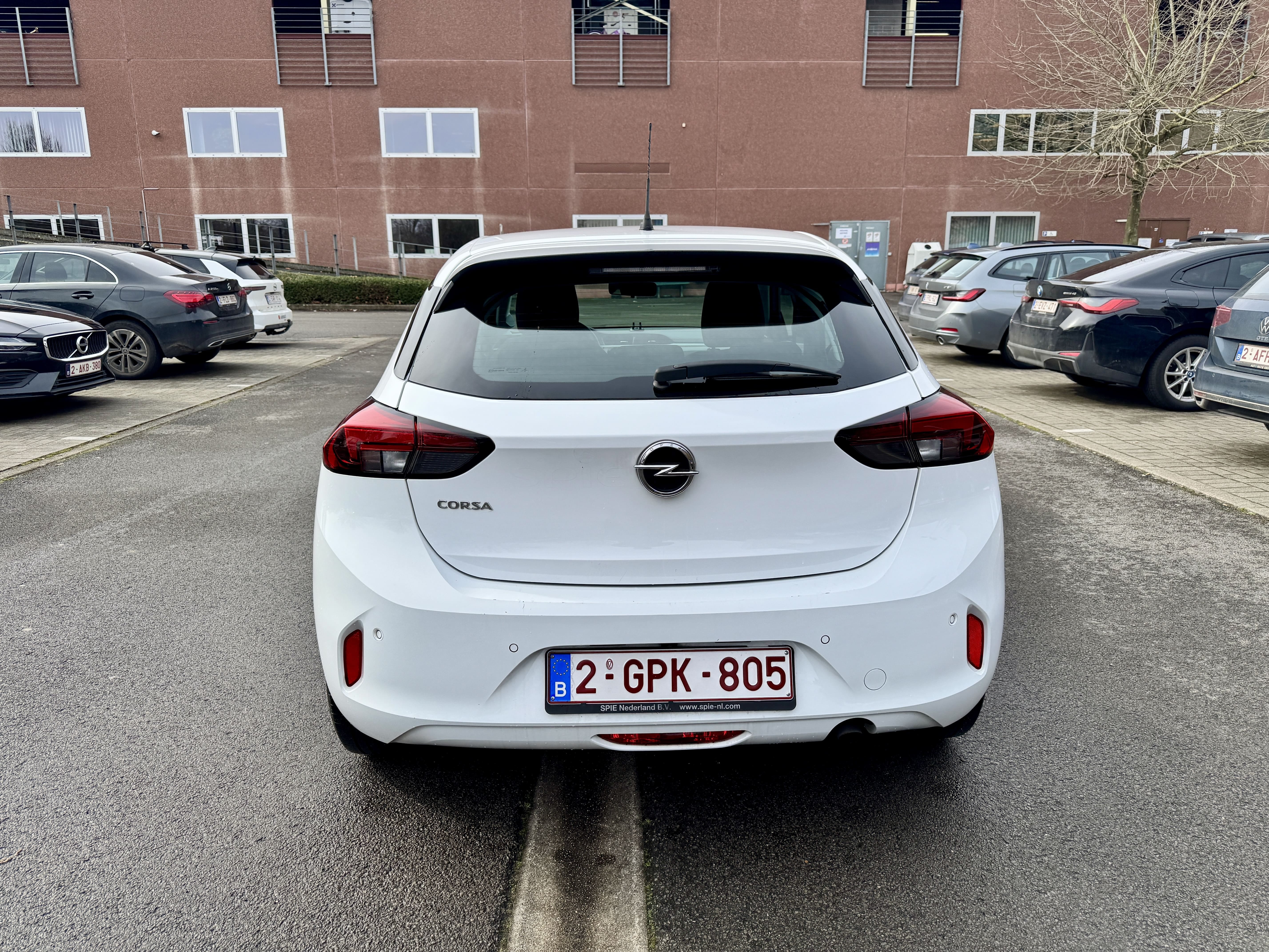 Opel Corsa NEW MODEL PARKING BEPARK GARE DU MIDI - AIRCO - GPS met Cruise control