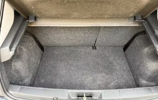 Fiat Punto Easy - económico, cómodo y perfecto para ciudad o escapadas