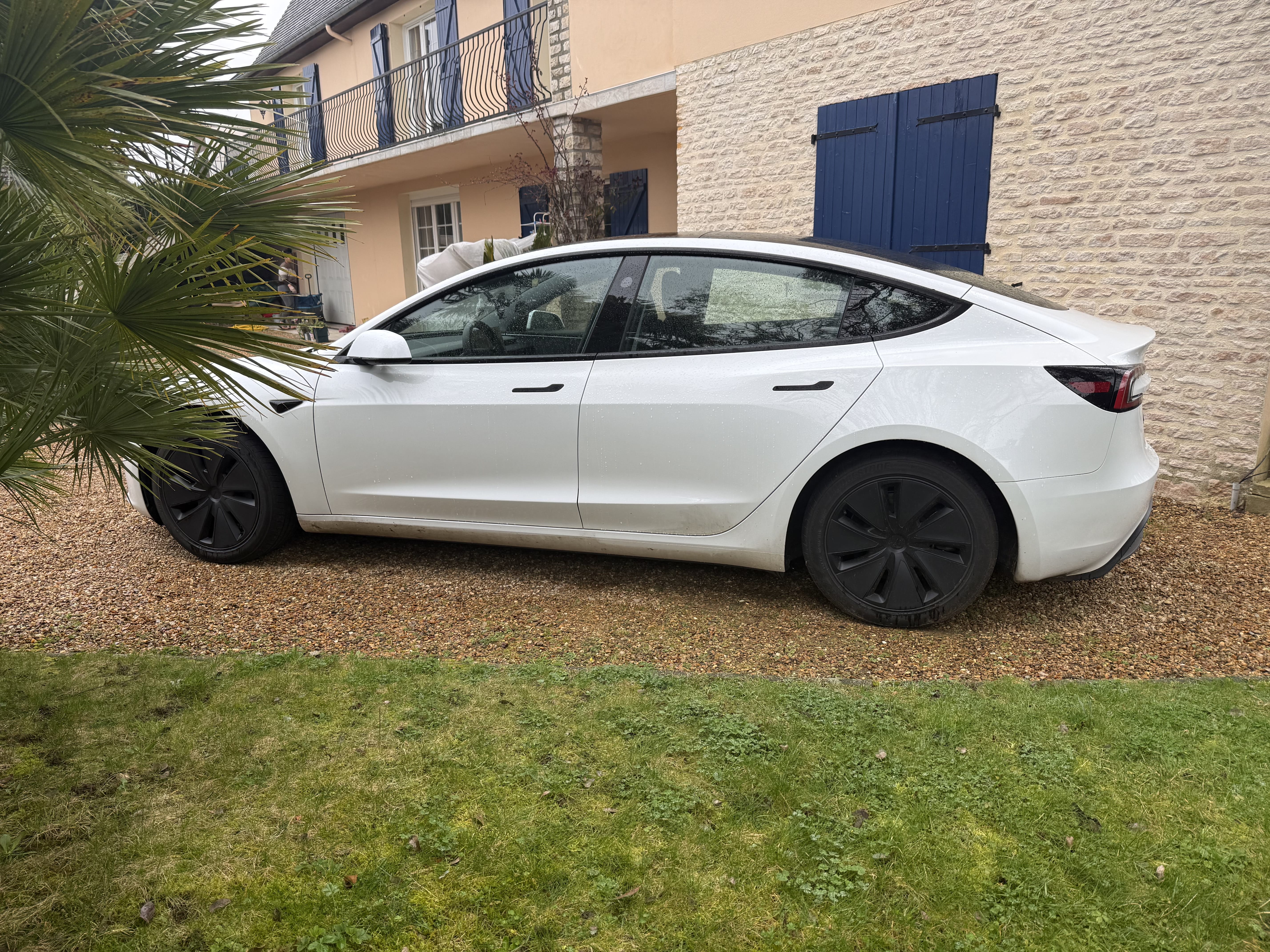 Tesla Model 3 Standard Range avec Climatisation