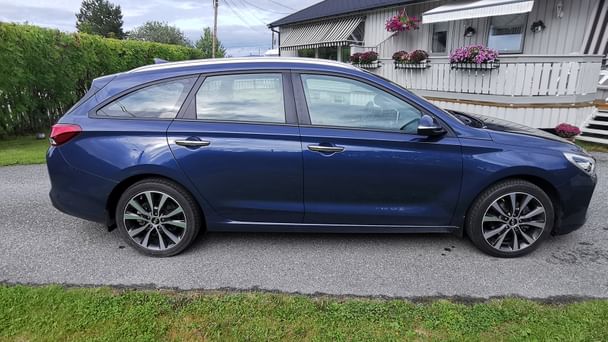 Hyundai i30 med Aircondition