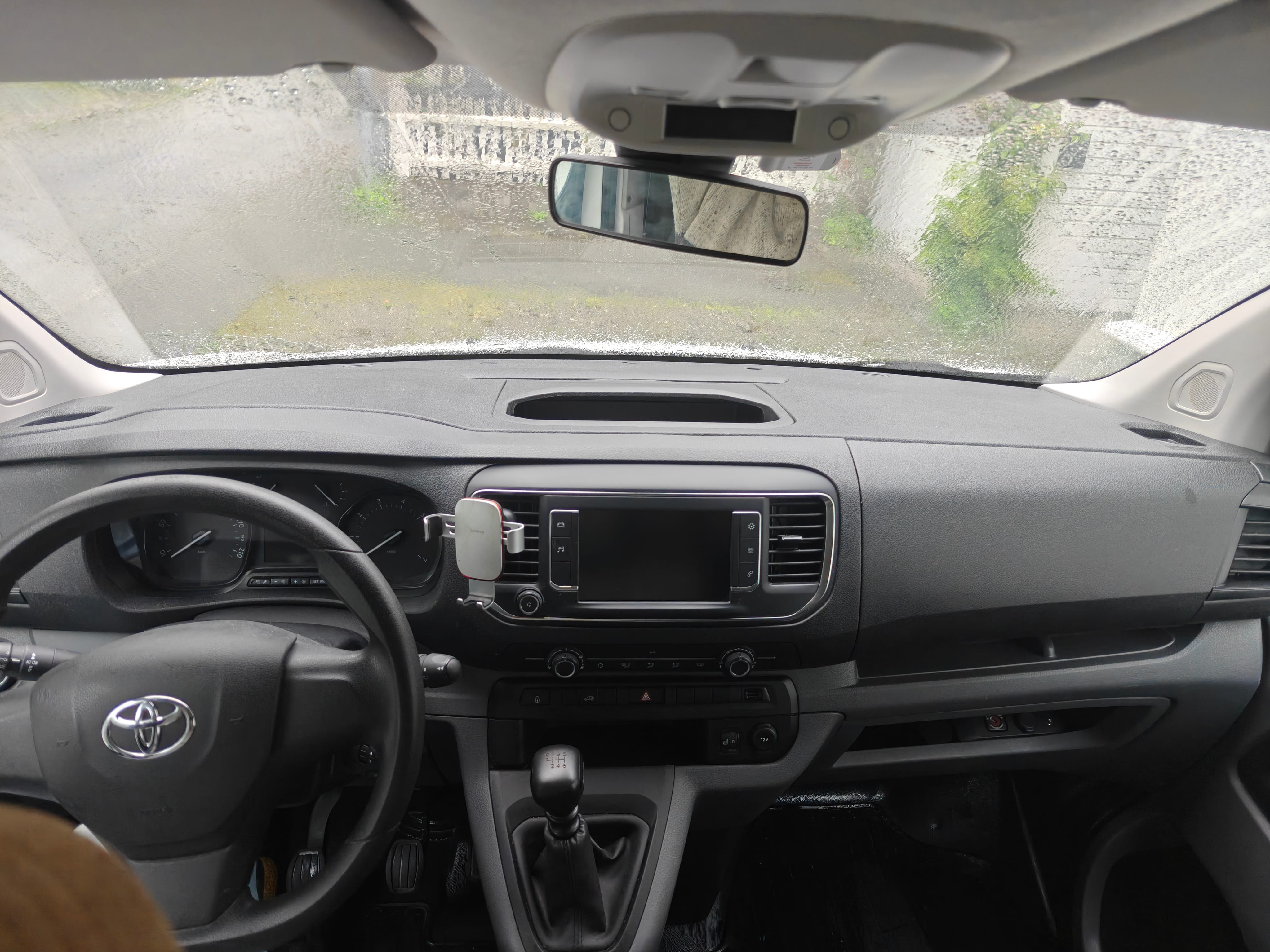 Toyota Proace Varebil med Ryggekamera
