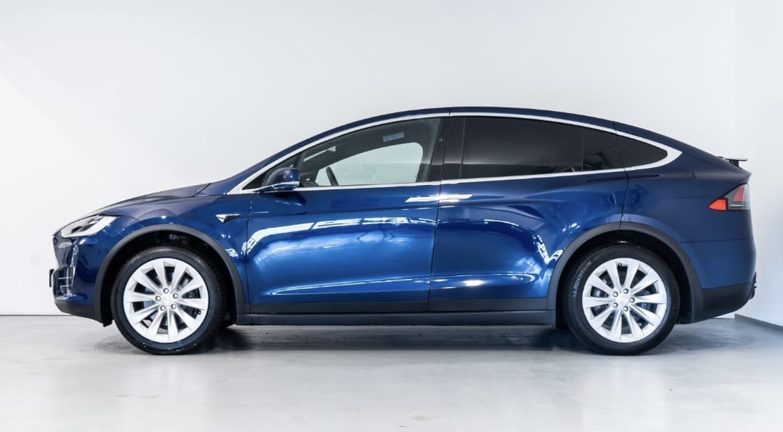 Tesla Model X med Aircondition