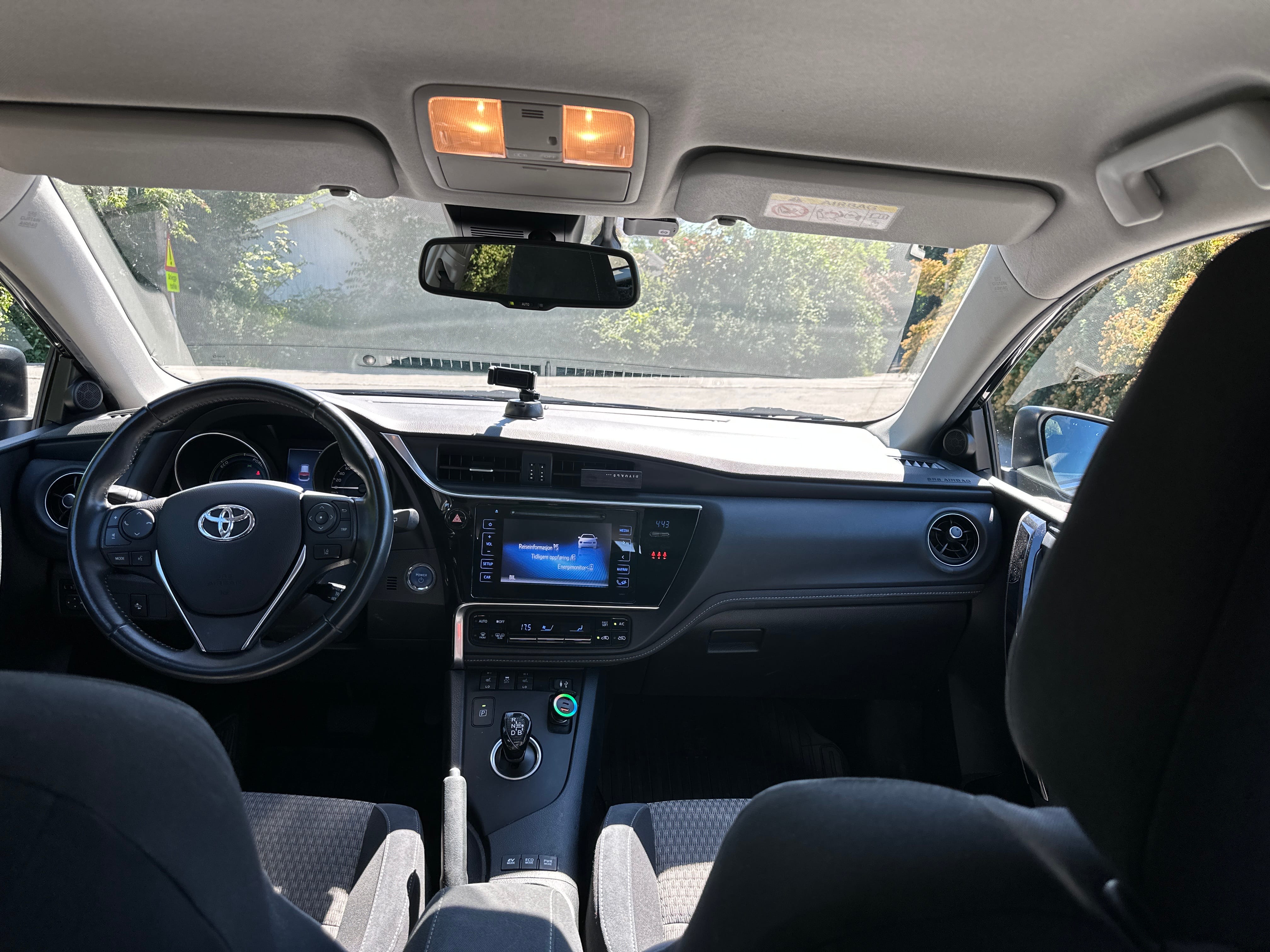 Toyota Auris Touring Sports 1.8 Hybrid med GPS