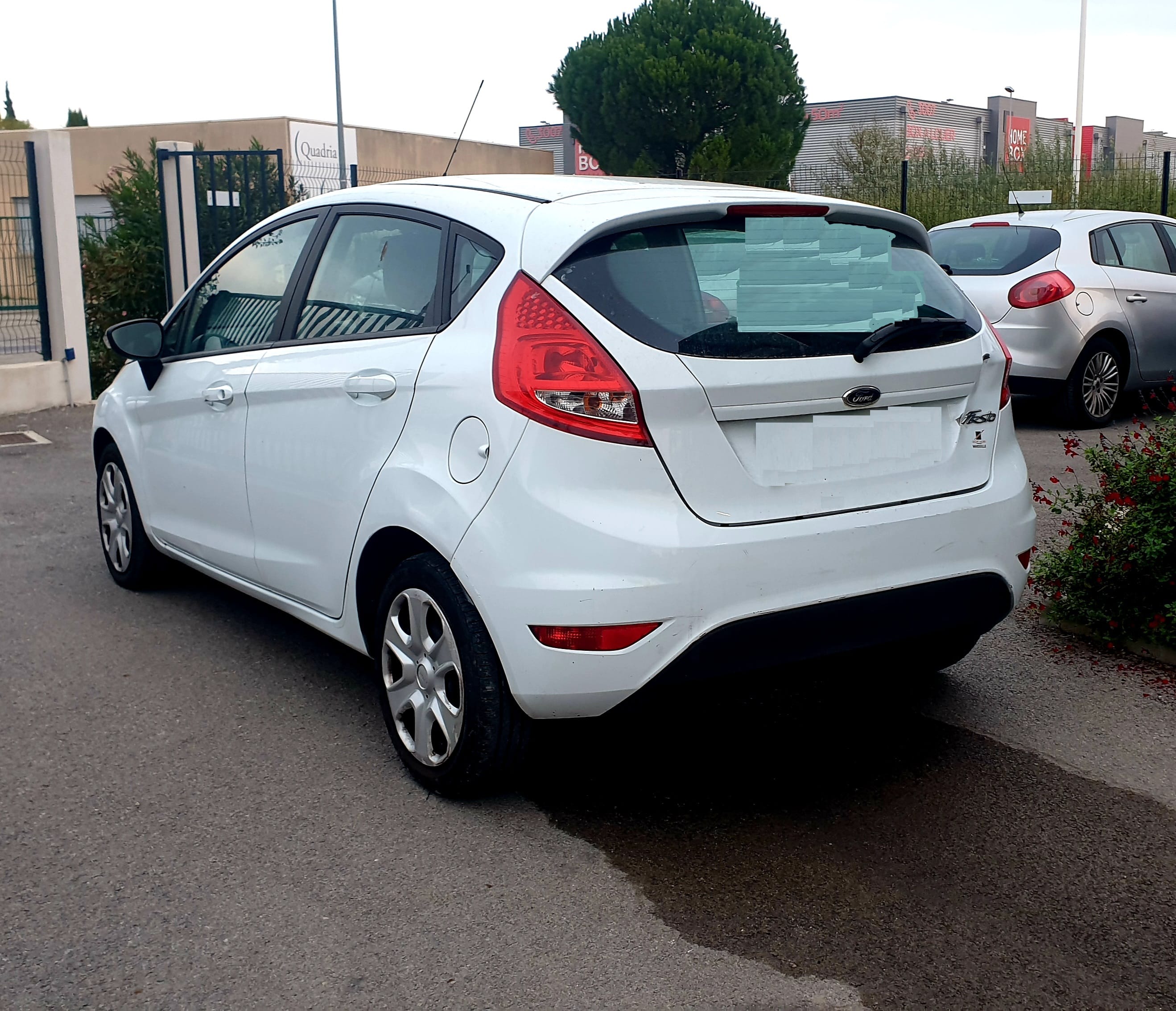Ford Fiesta 1.2 ess 85CV (20077) CG517FM avec Climatisation
