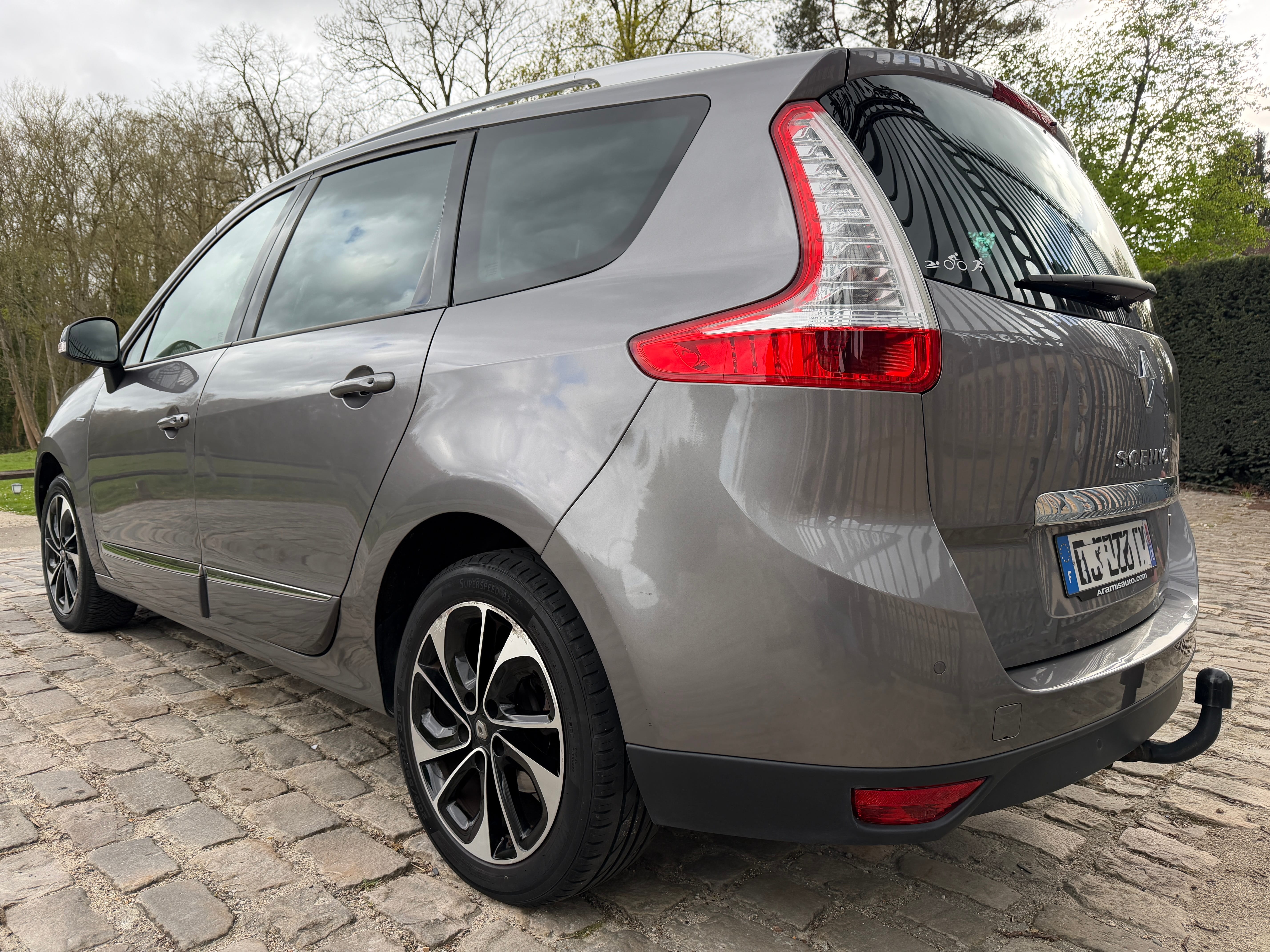 Renault Grand Scenic avec Climatisation