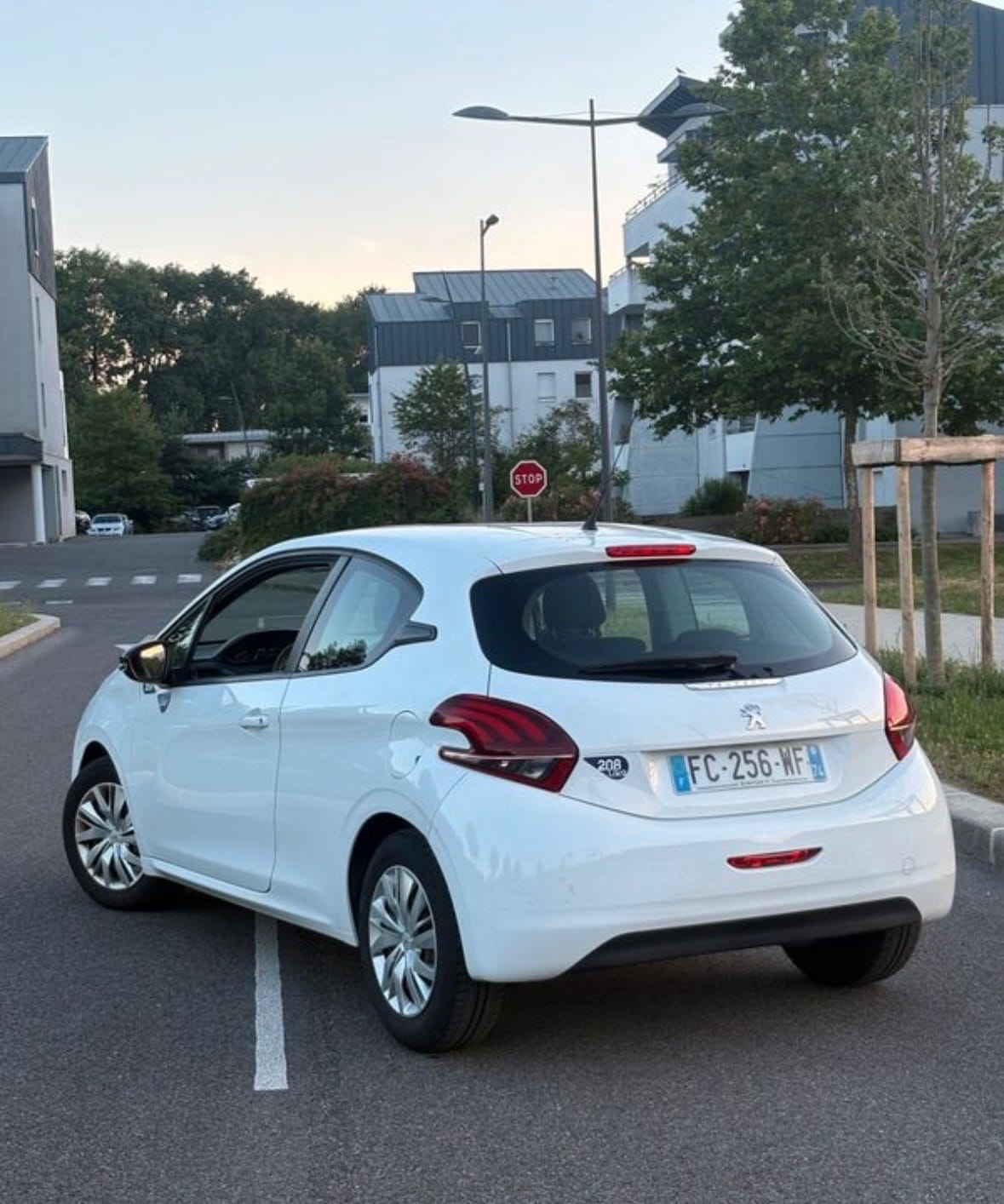 Peugeot 208 avec Climatisation