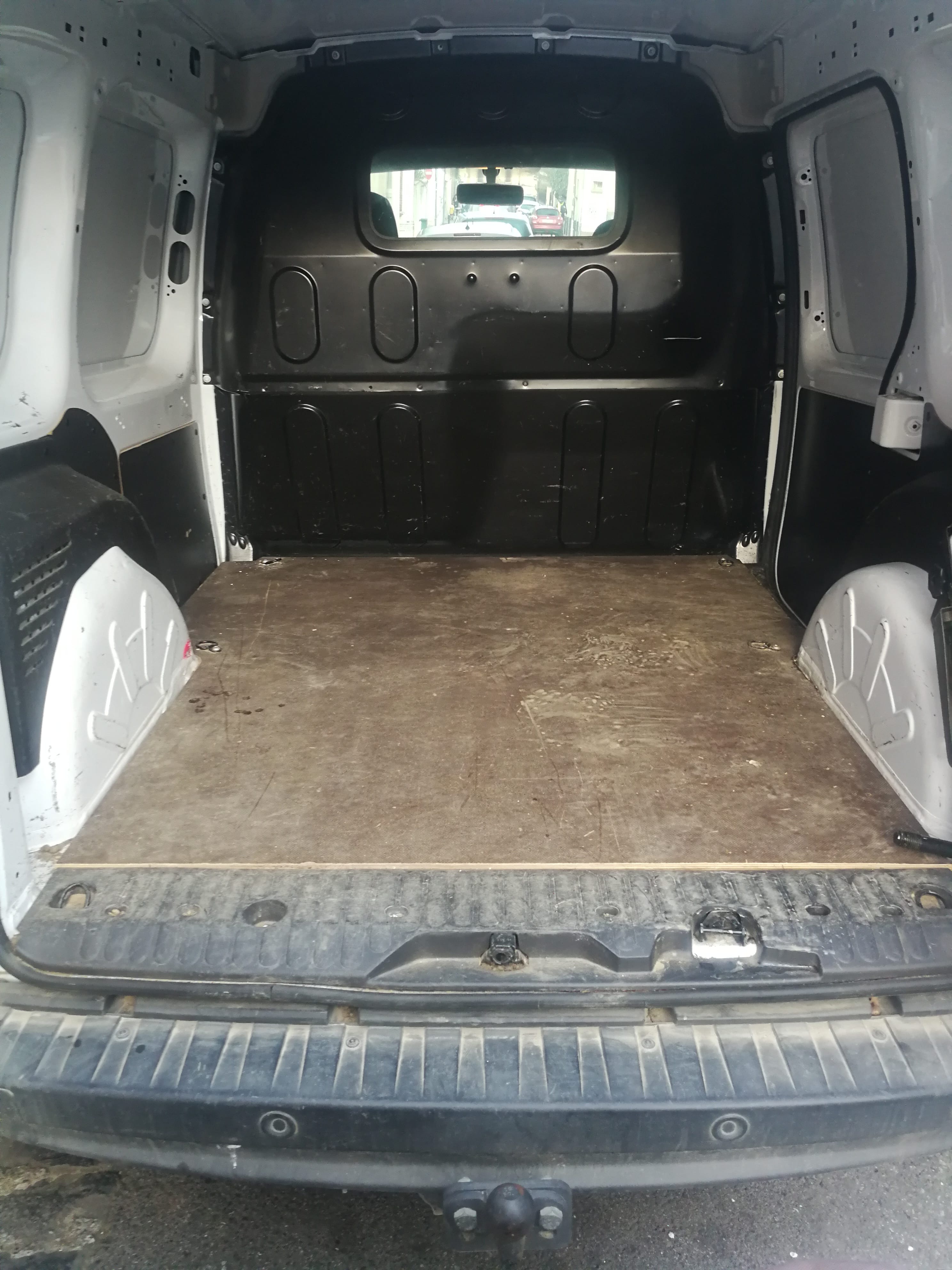 Renault Kangoo Express mit Anhängerkupplung