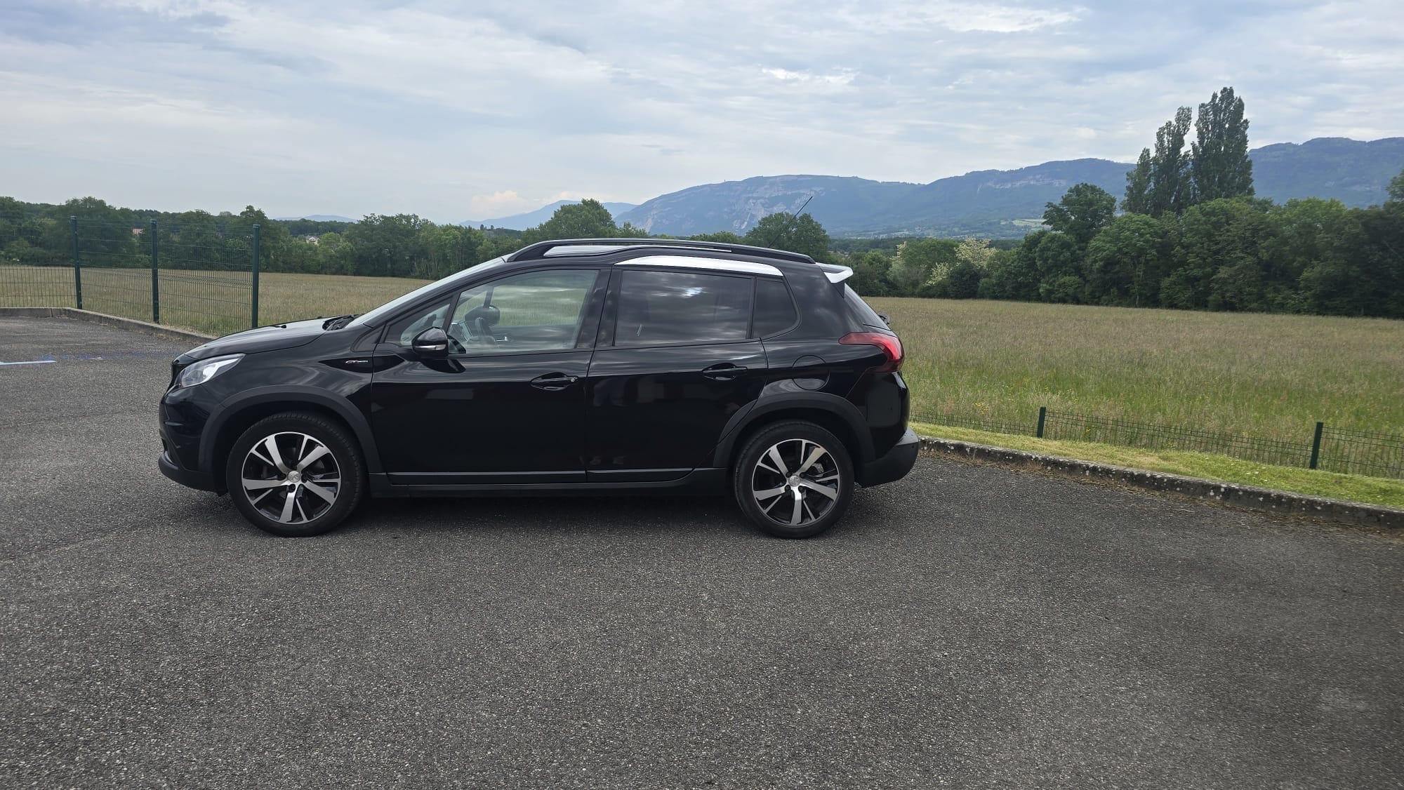 Peugeot 2008 avec Climatisation