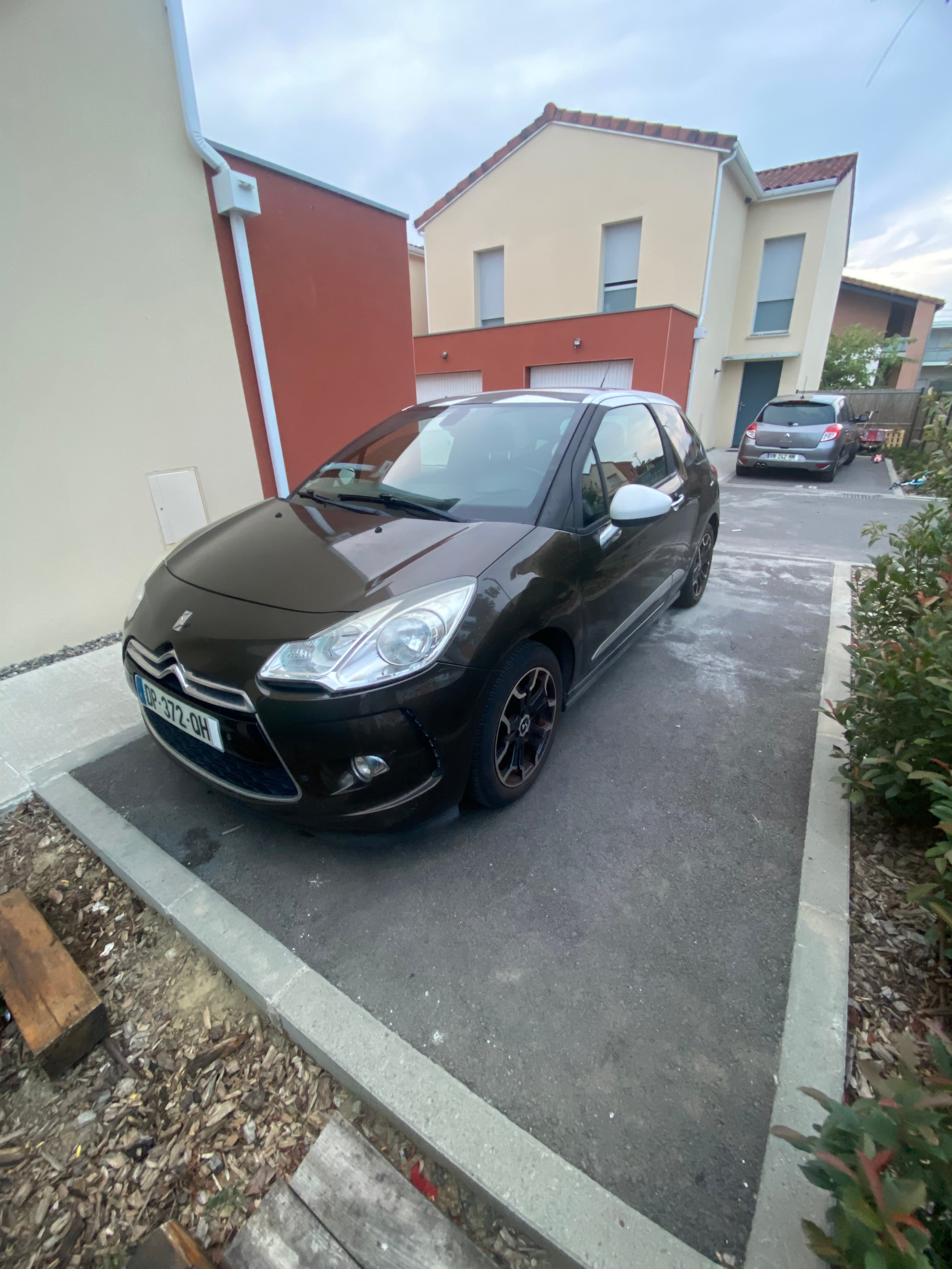 Citroen DS3, 2014, Essence 98
