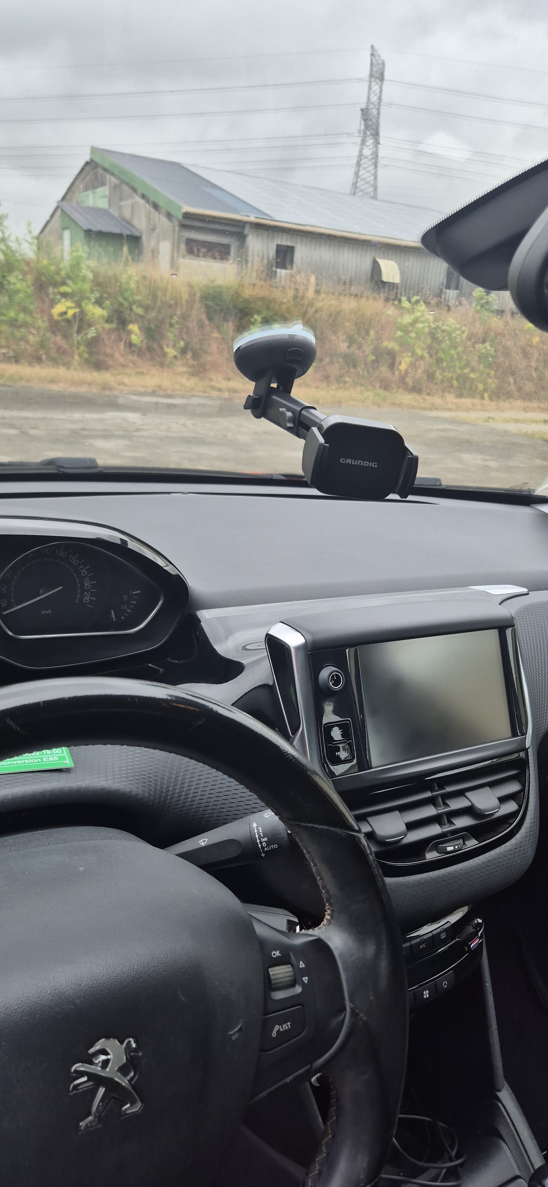 Peugeot 208 avec GPS