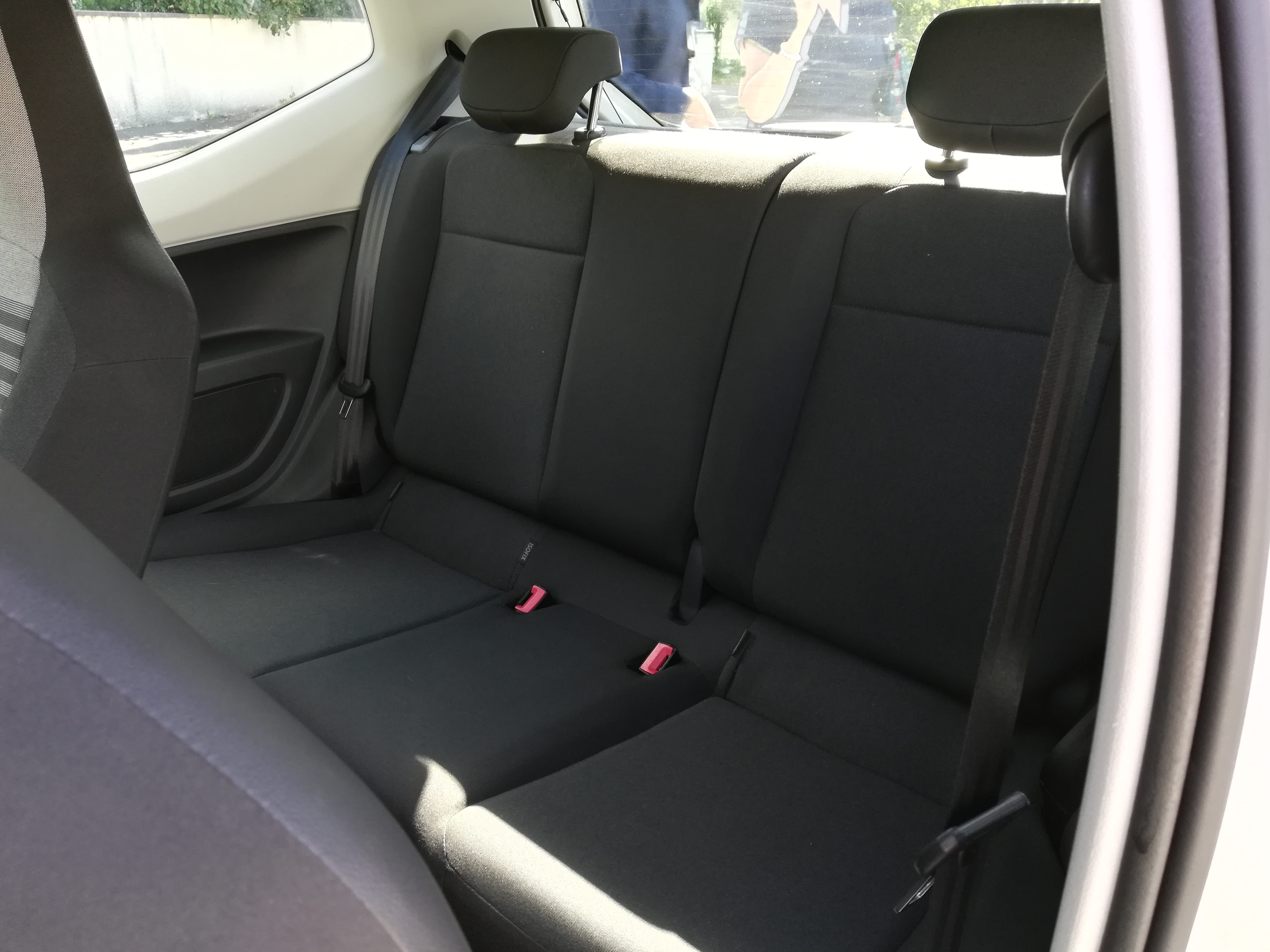 Volkswagen Up! MUVE 60CV avec Siège bébé