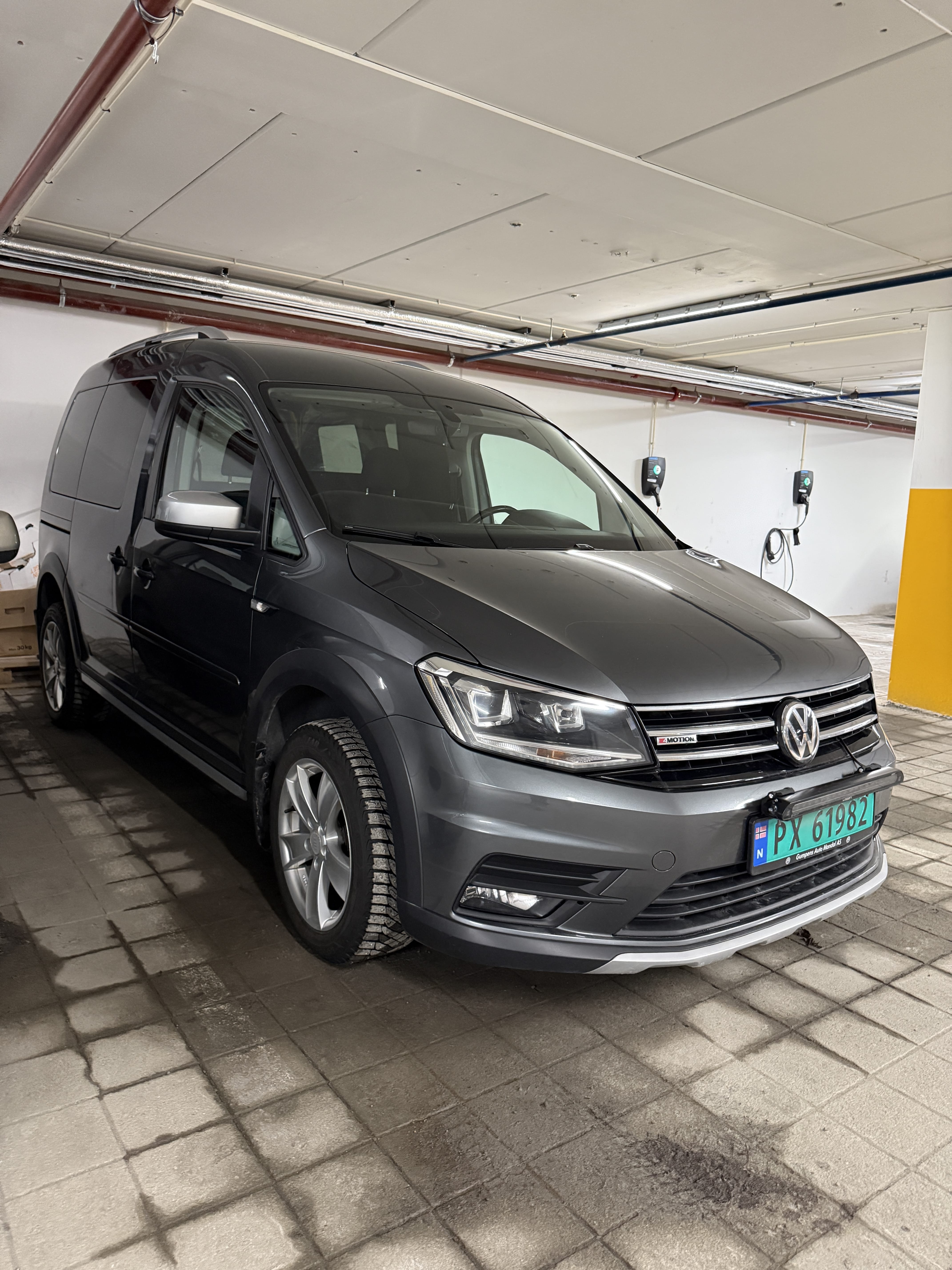 Volkswagen Caddy 2.0 4Motion, 2016, Diesel, automatisch