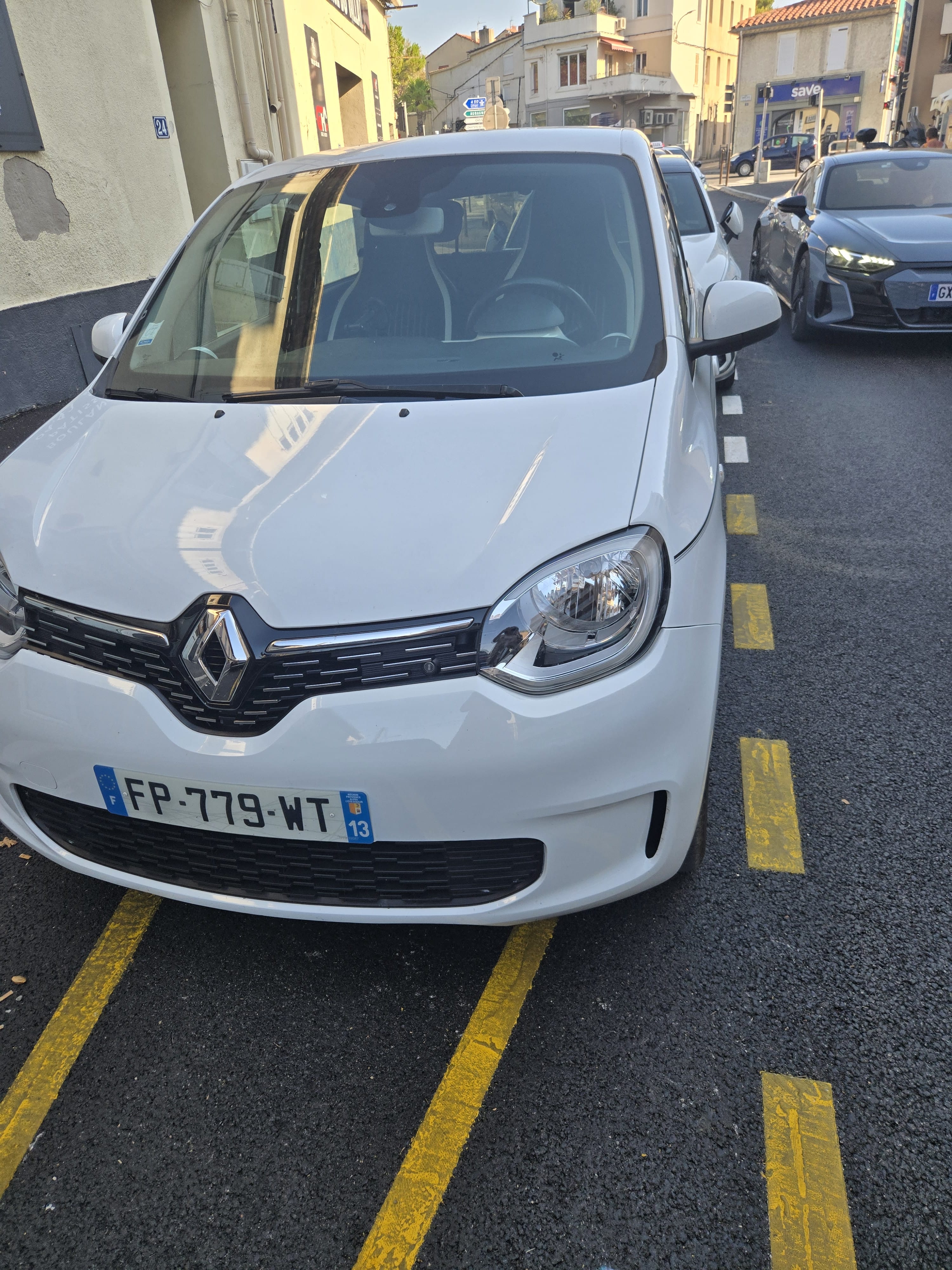 Renault Twingo III avec Apple CarPlay