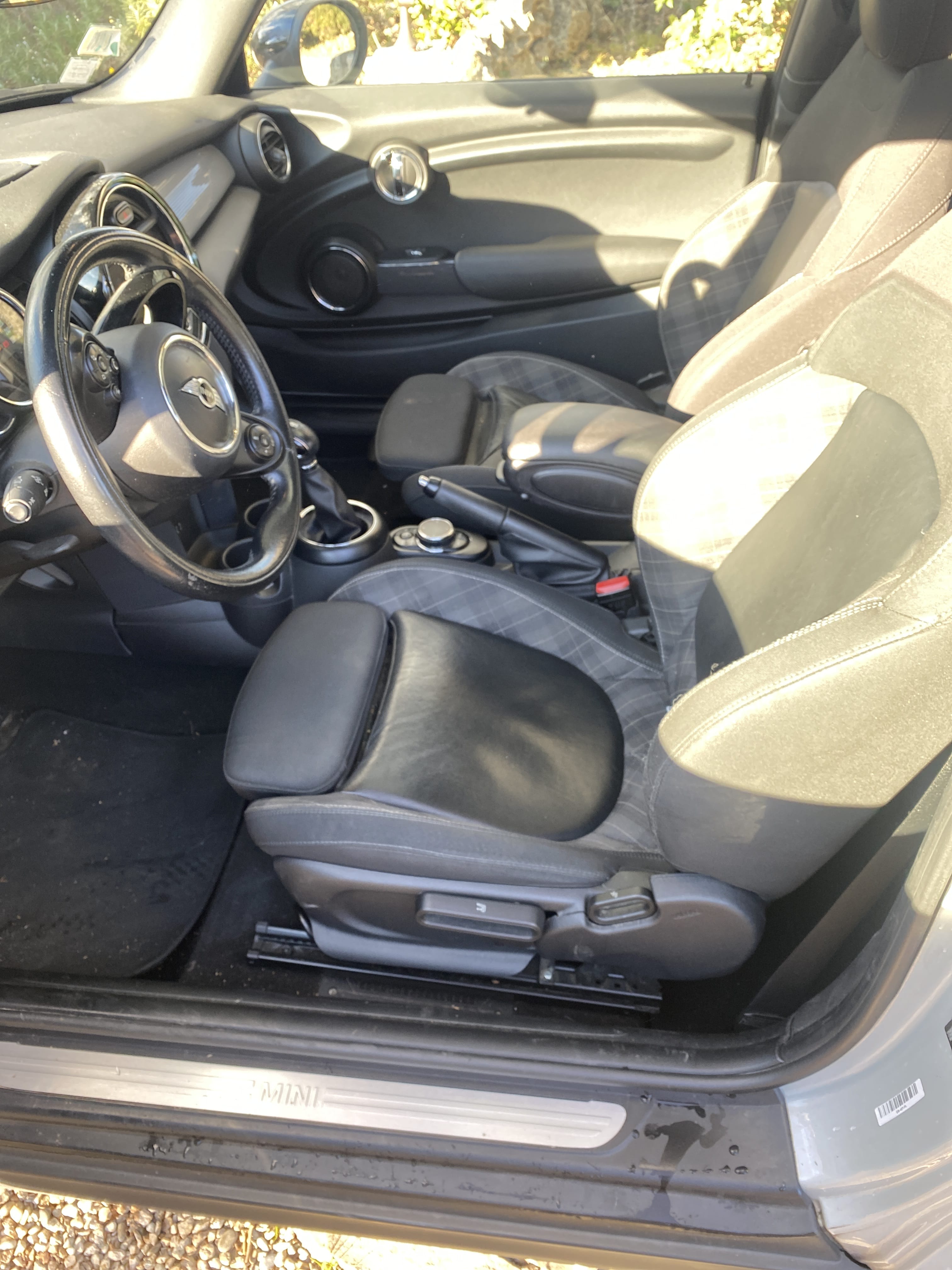 Mini Cooper avec GPS