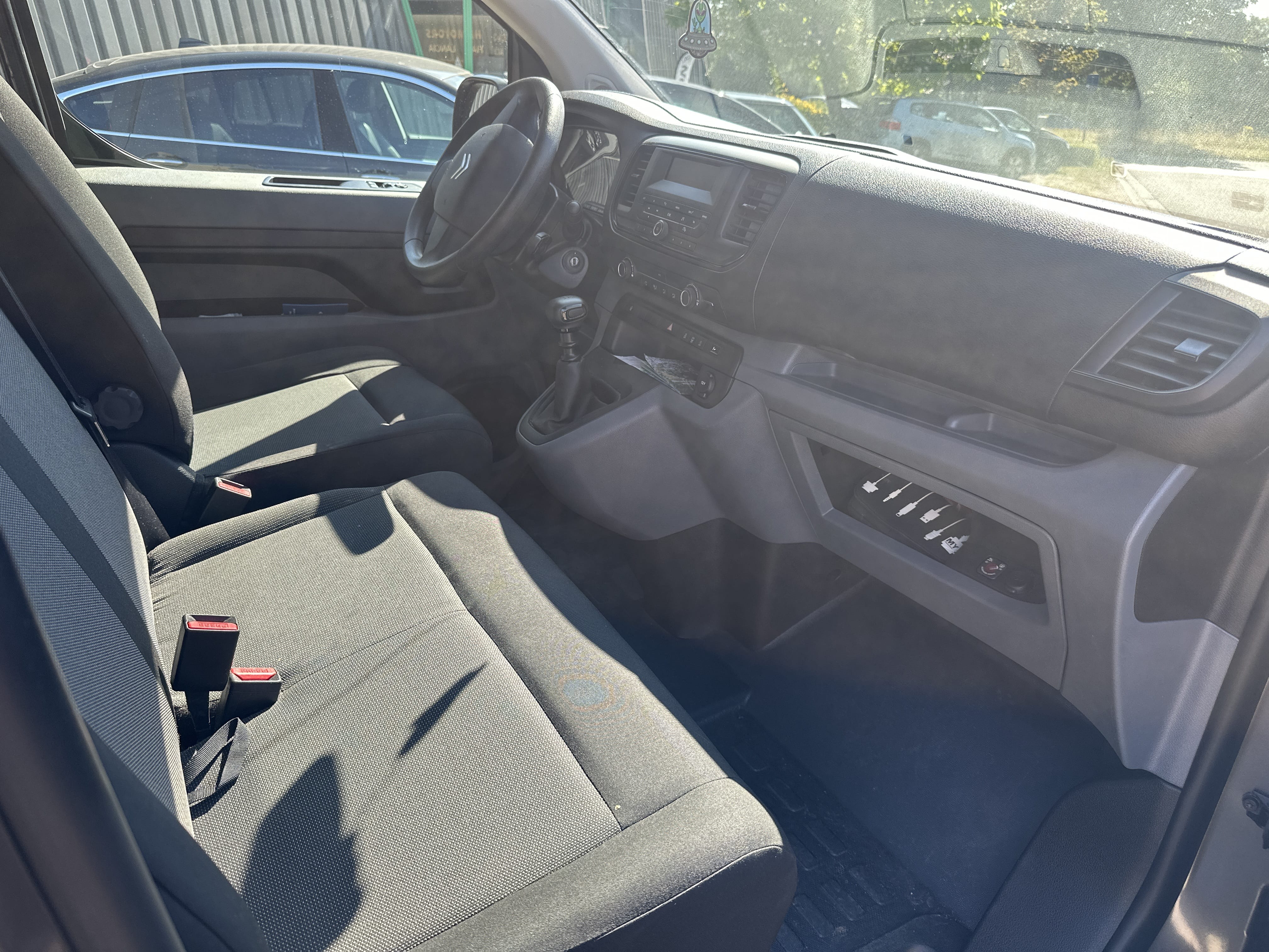 Citroen Jumpy Multispace met Apple CarPlay