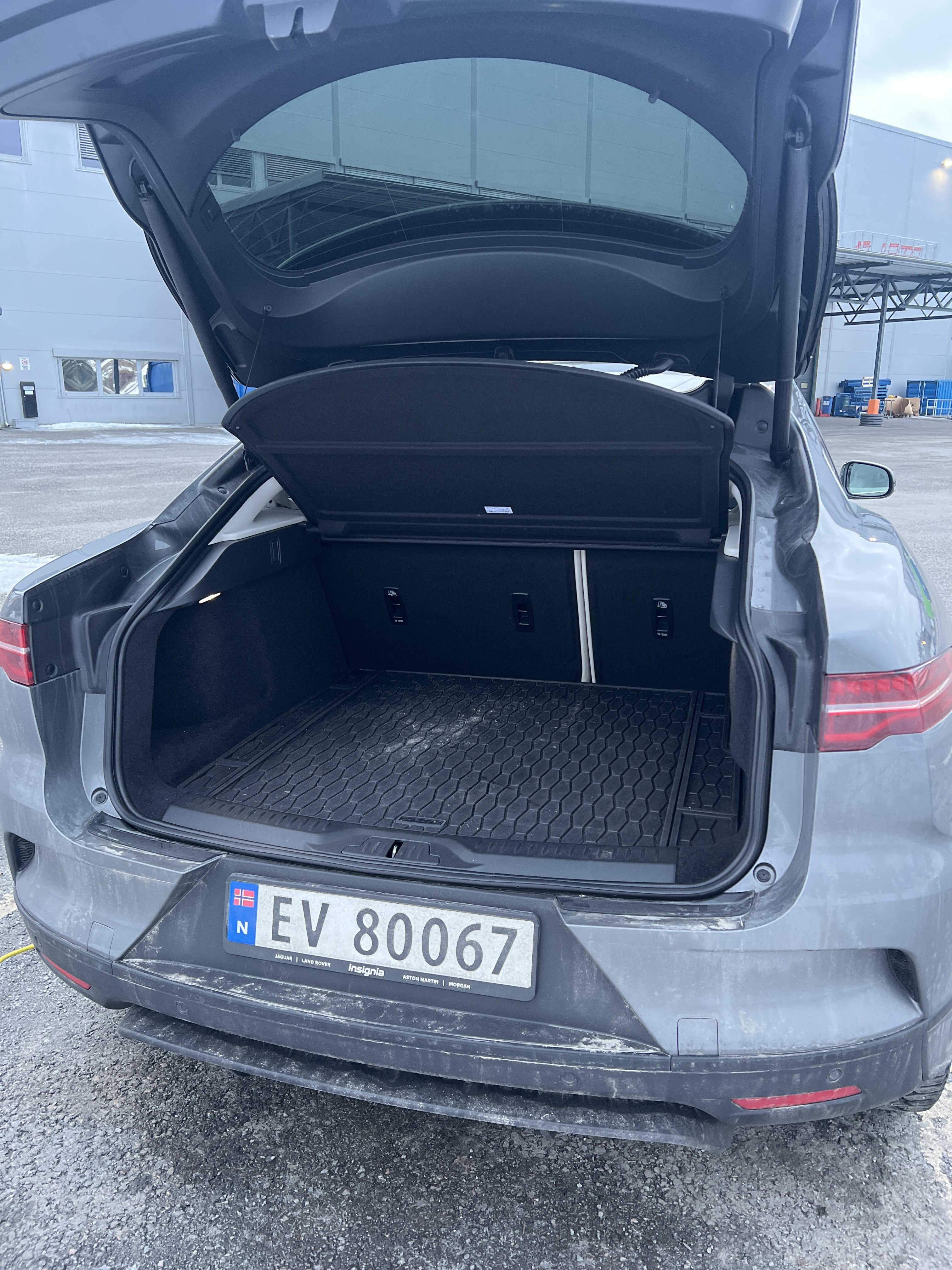 Jaguar I-pace med Vinterdekk