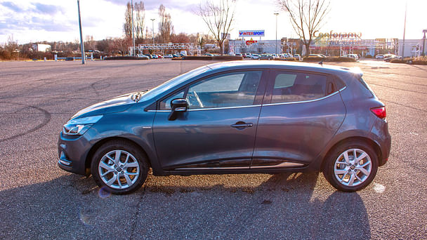 Renault Clio 90CH - Gris/Clim - 5 portes avec Climatisation