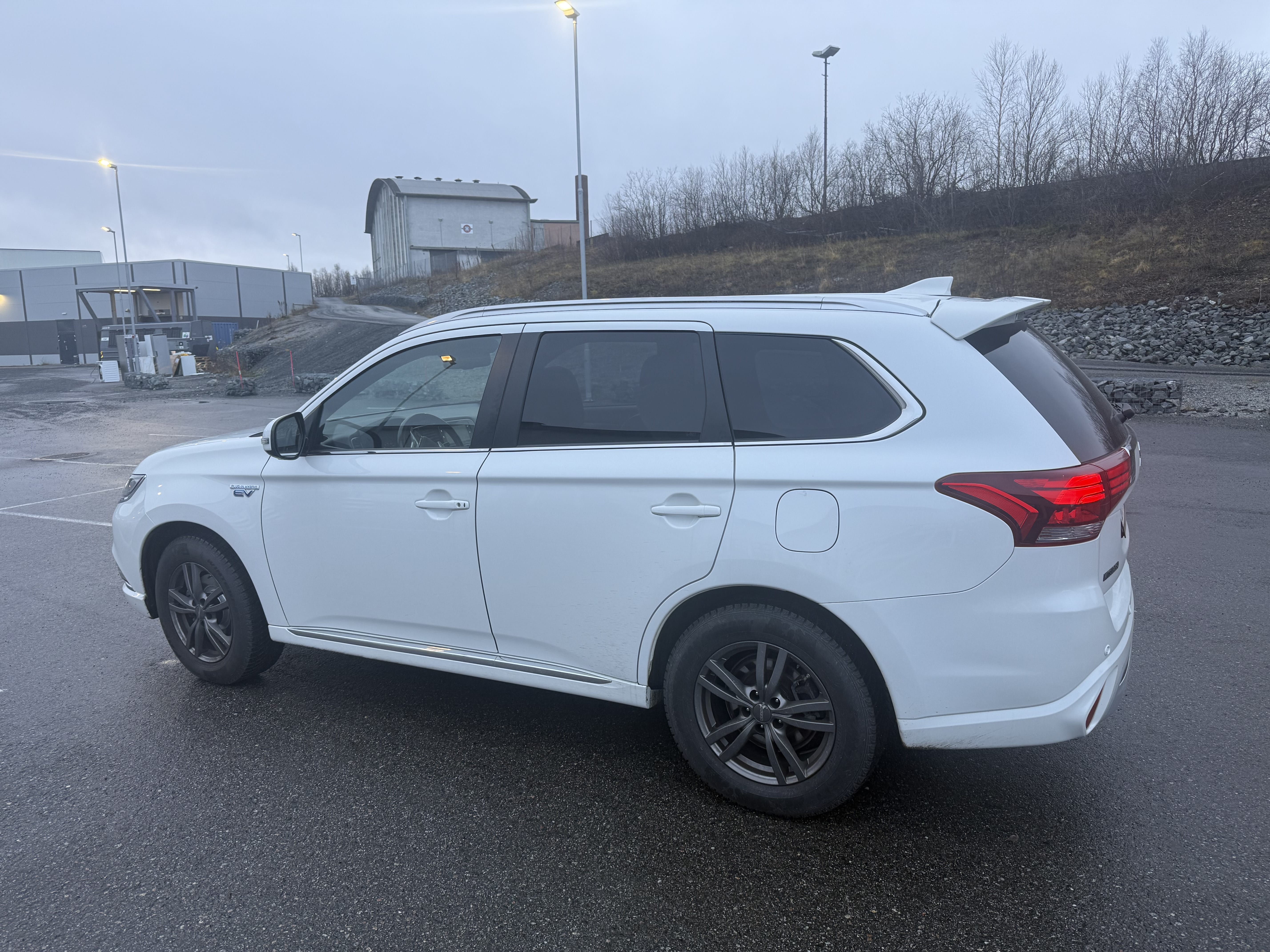 Mitsubishi Outlander 2,4phev med Aircondition