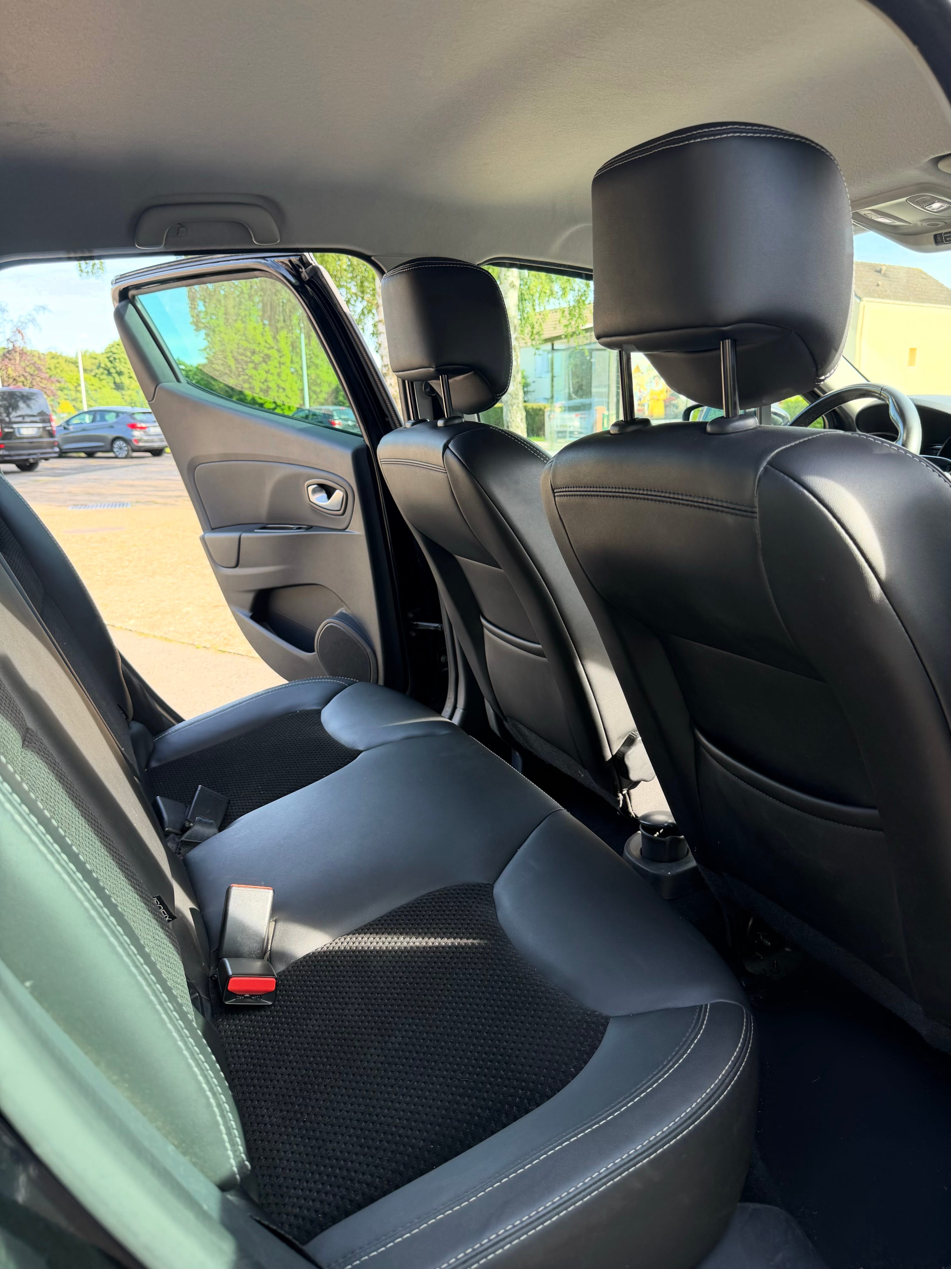 Renault Clio avec Port USB