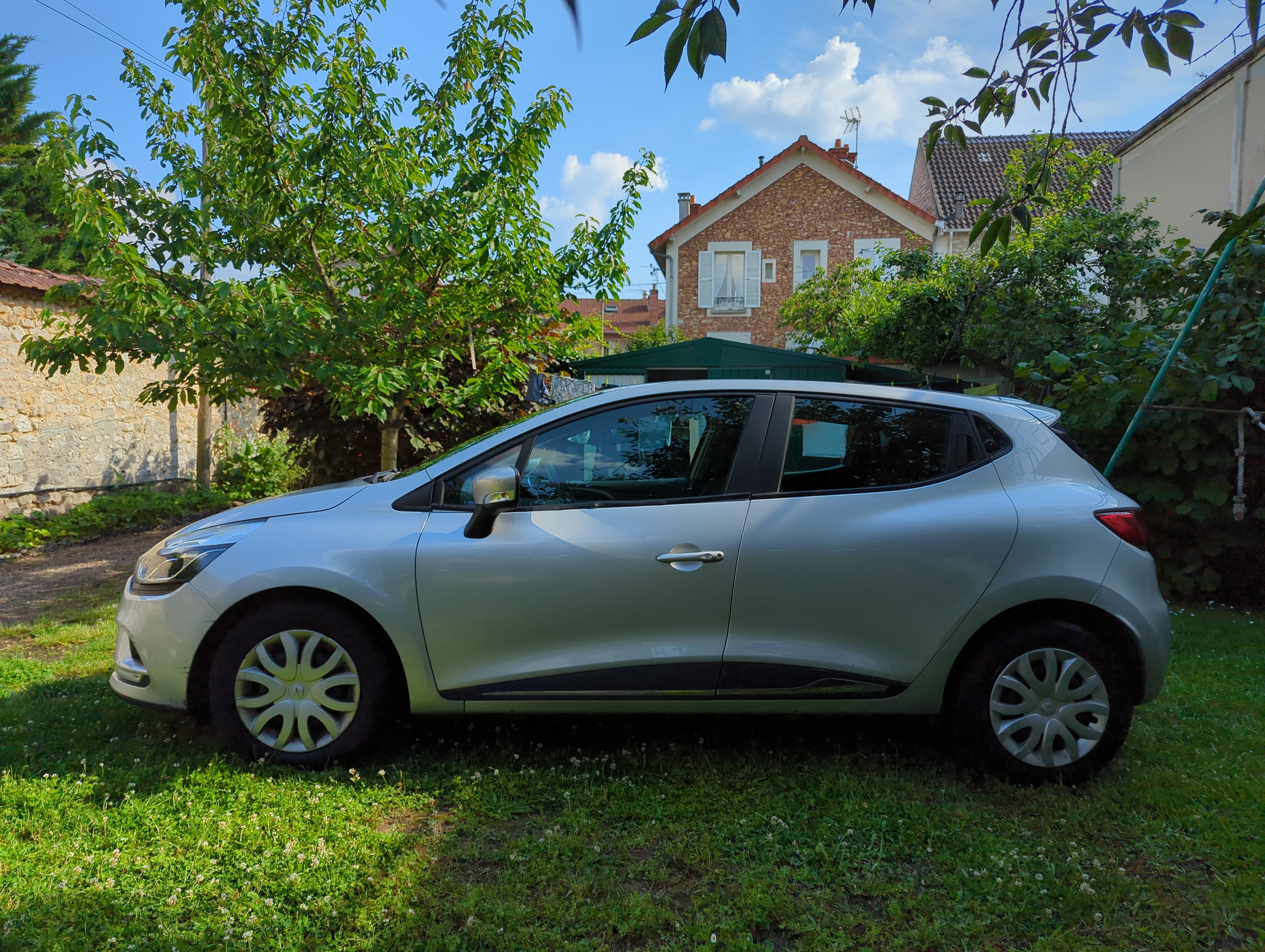 Renault Clio avec Régulateur de vitesse