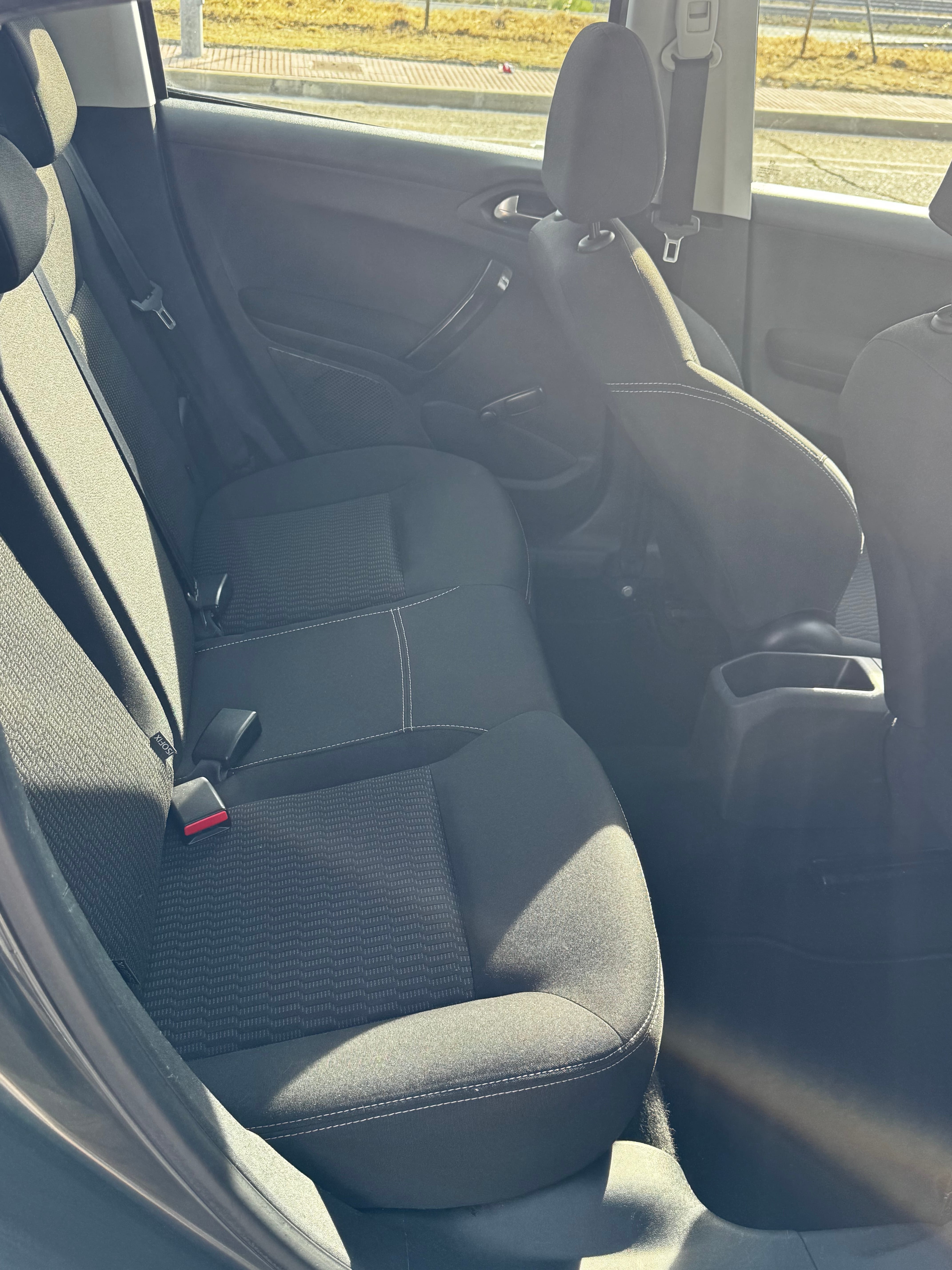 Peugeot 208 con Control de velocidad