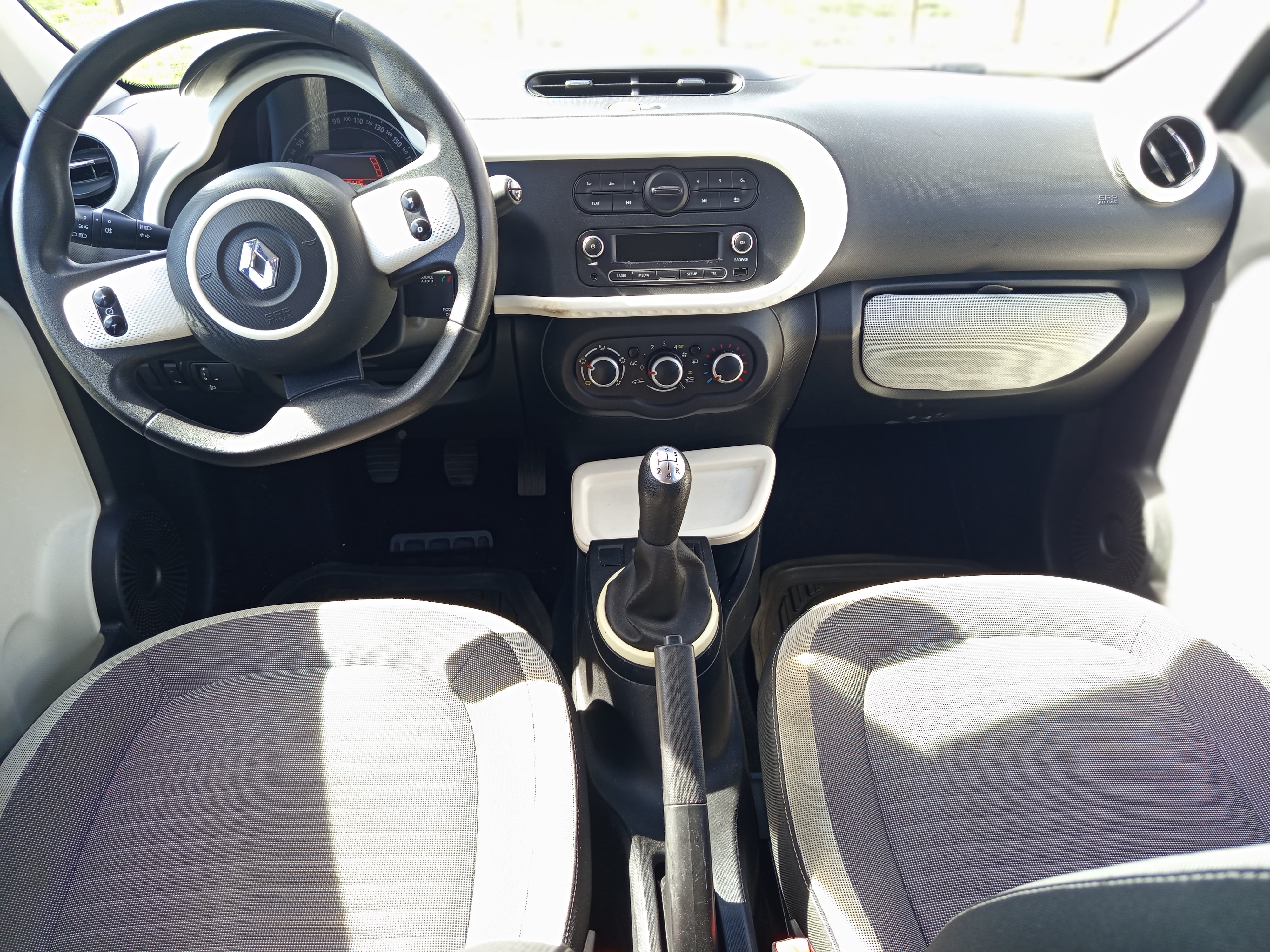 Renault Twingo III avec Audio Bluetooth