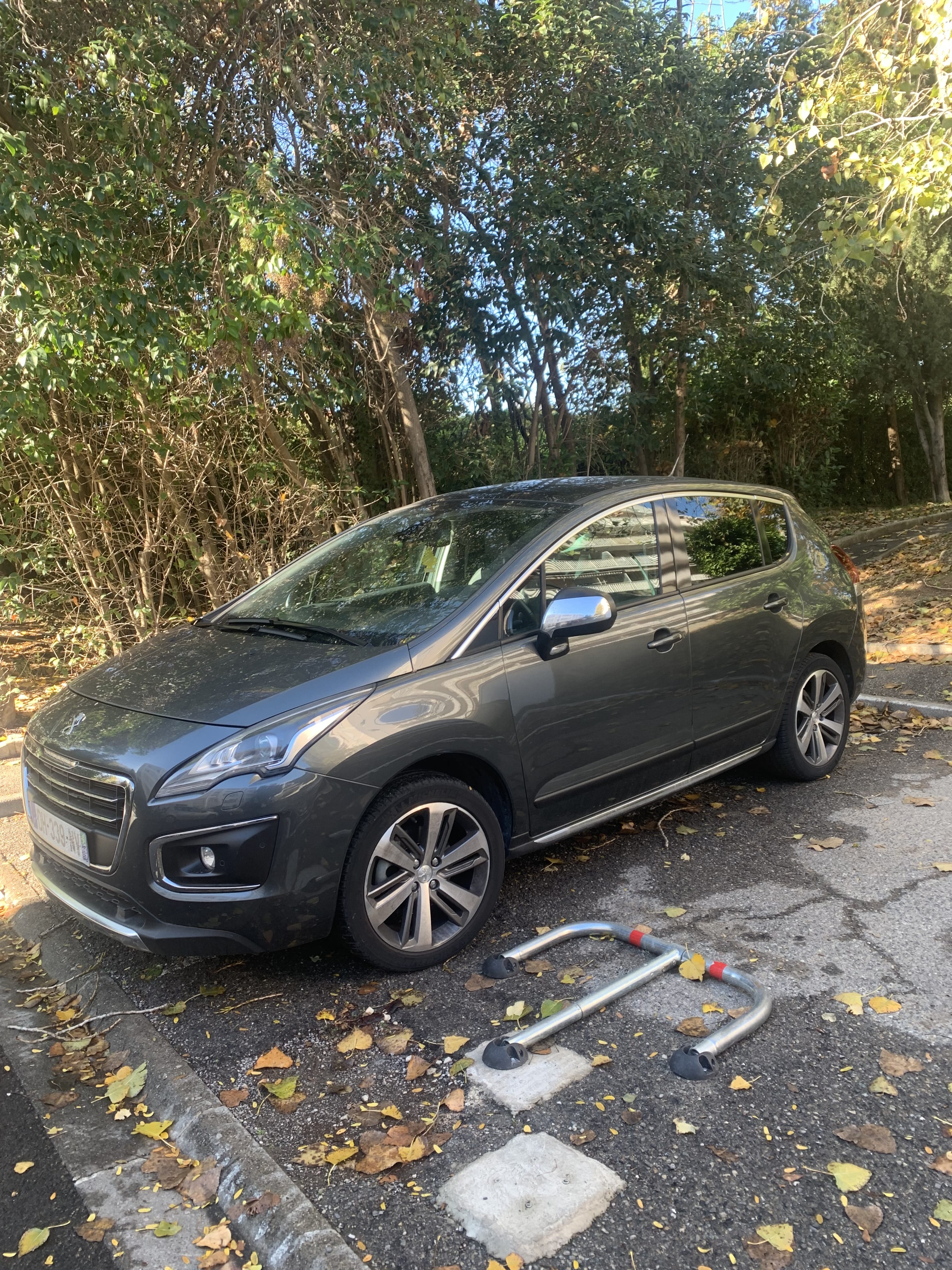 Peugeot 3008, 2014, Essence 98, automatique