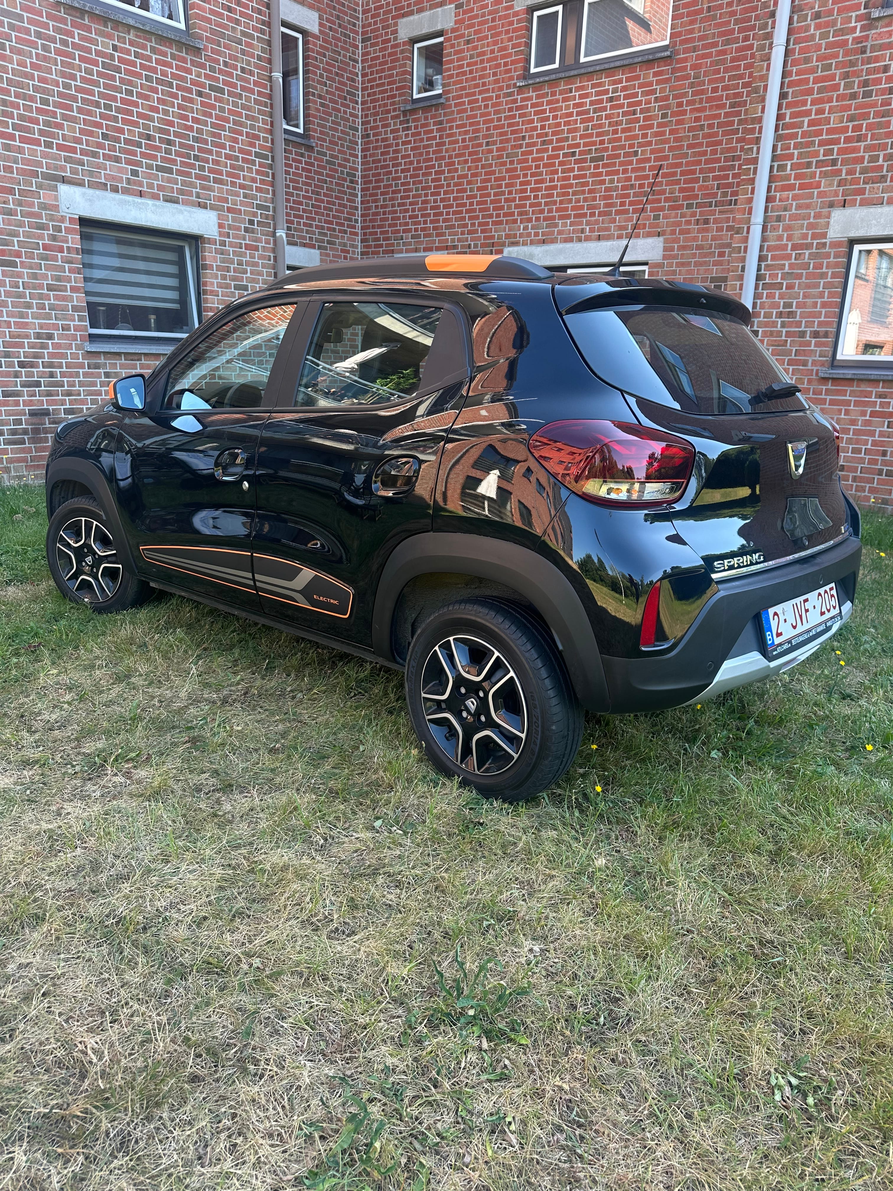 Dacia Spring met Achteruitrijcamera