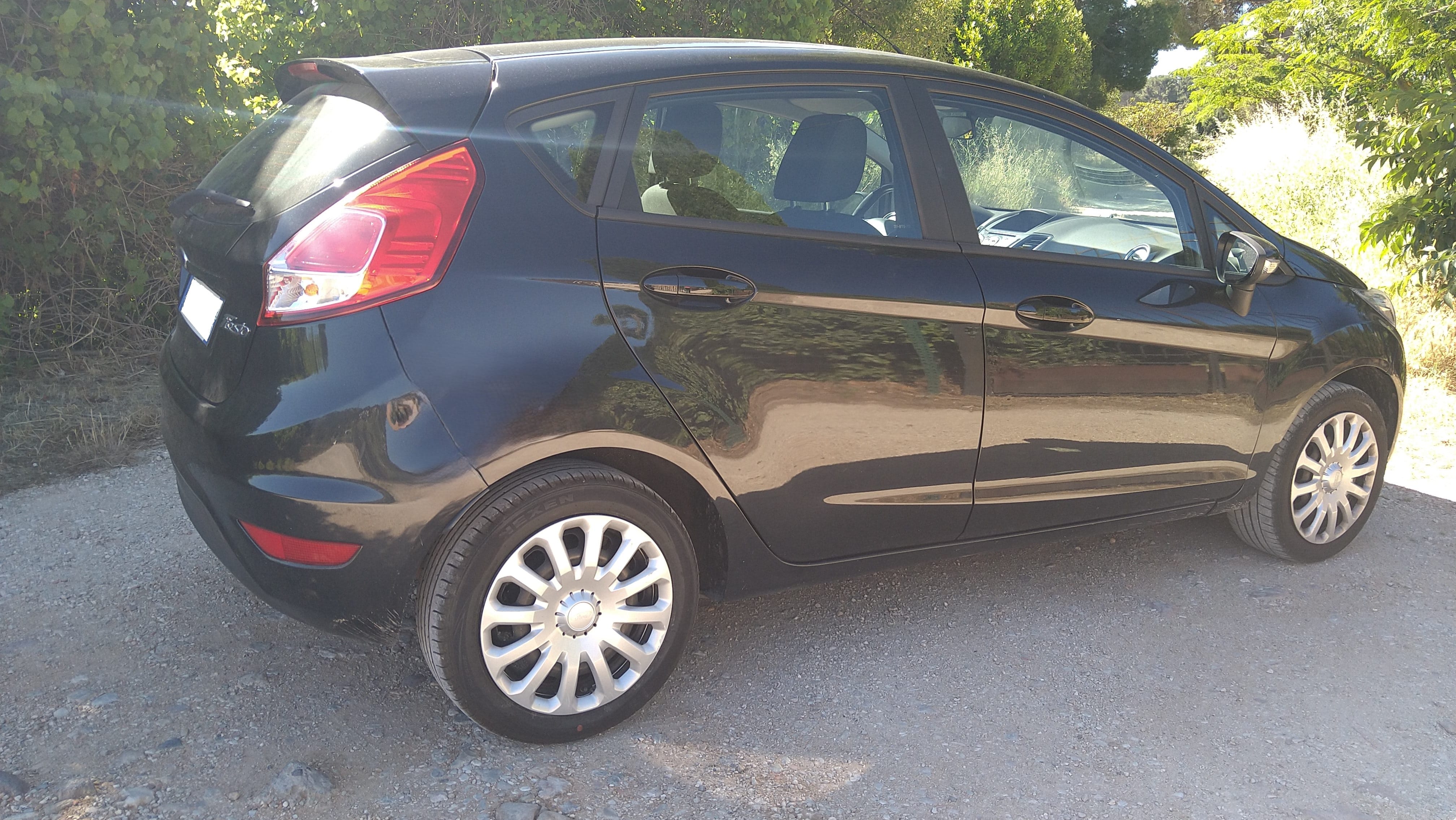 Ford Fiesta avec Siège bébé