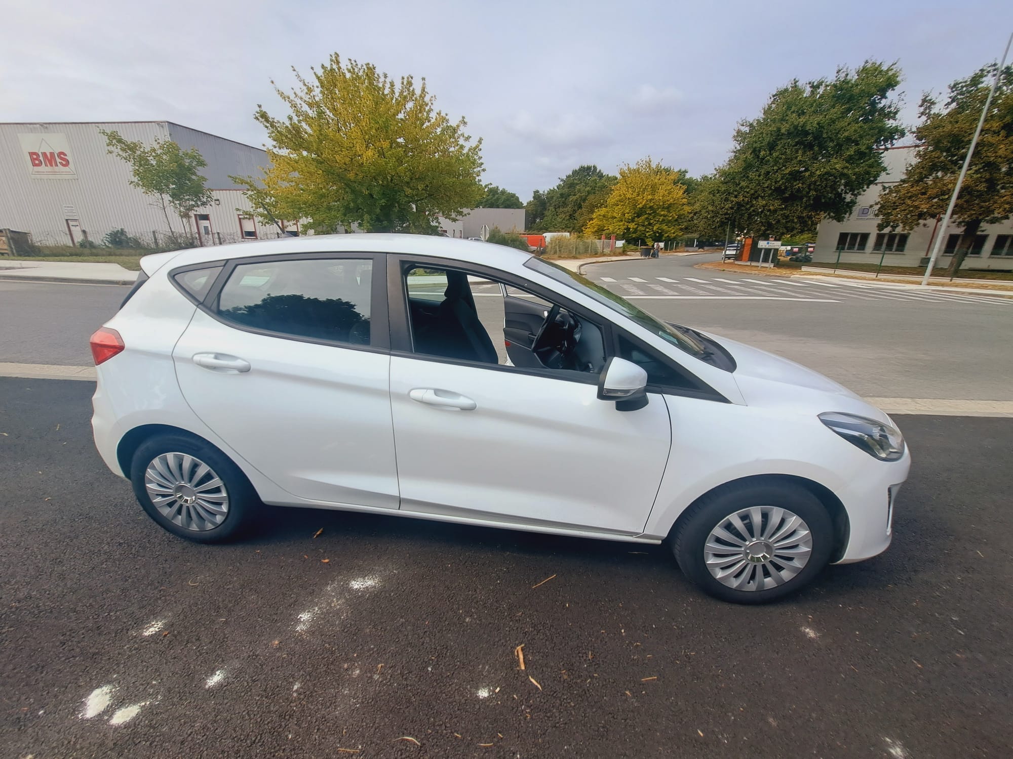 Ford Fiesta avec Climatisation