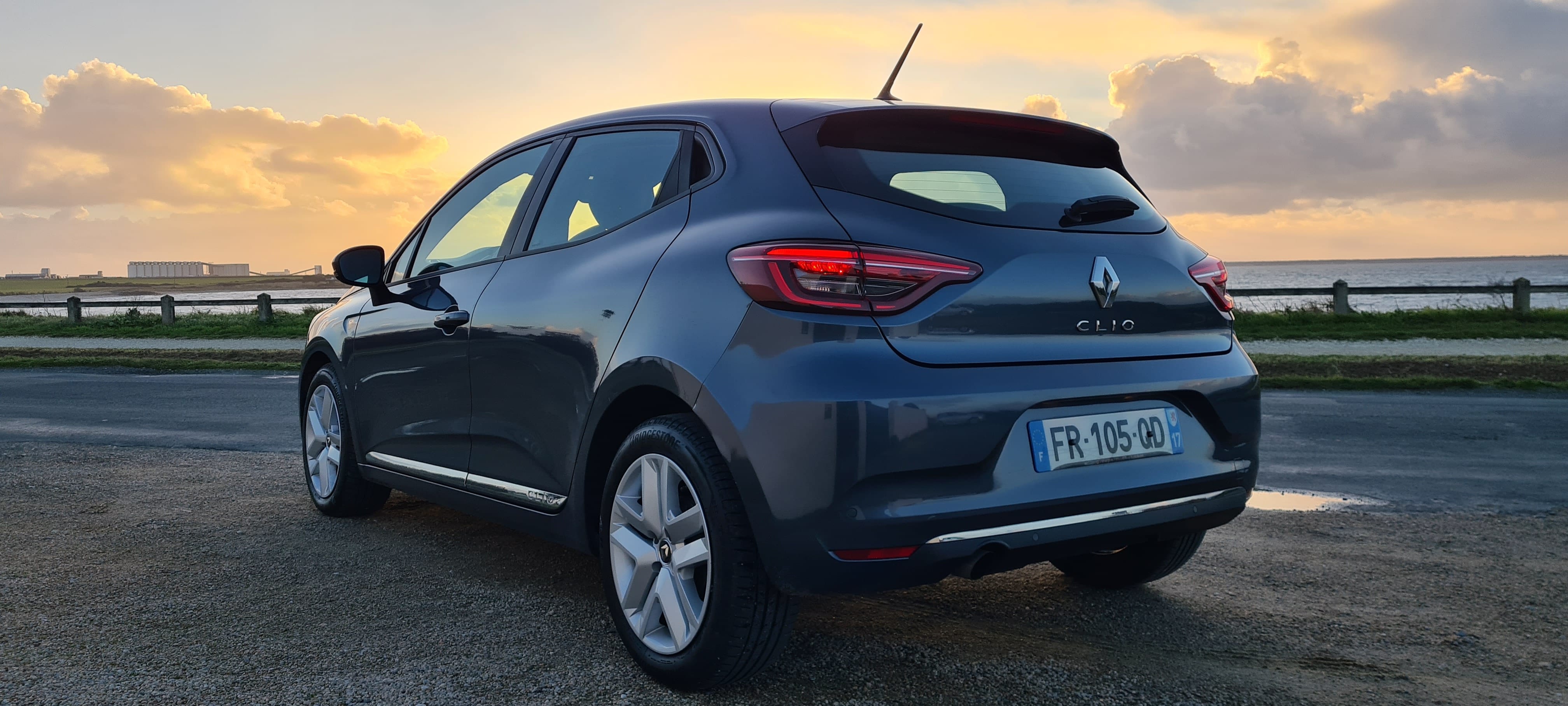 Renault Clio avec Climatisation