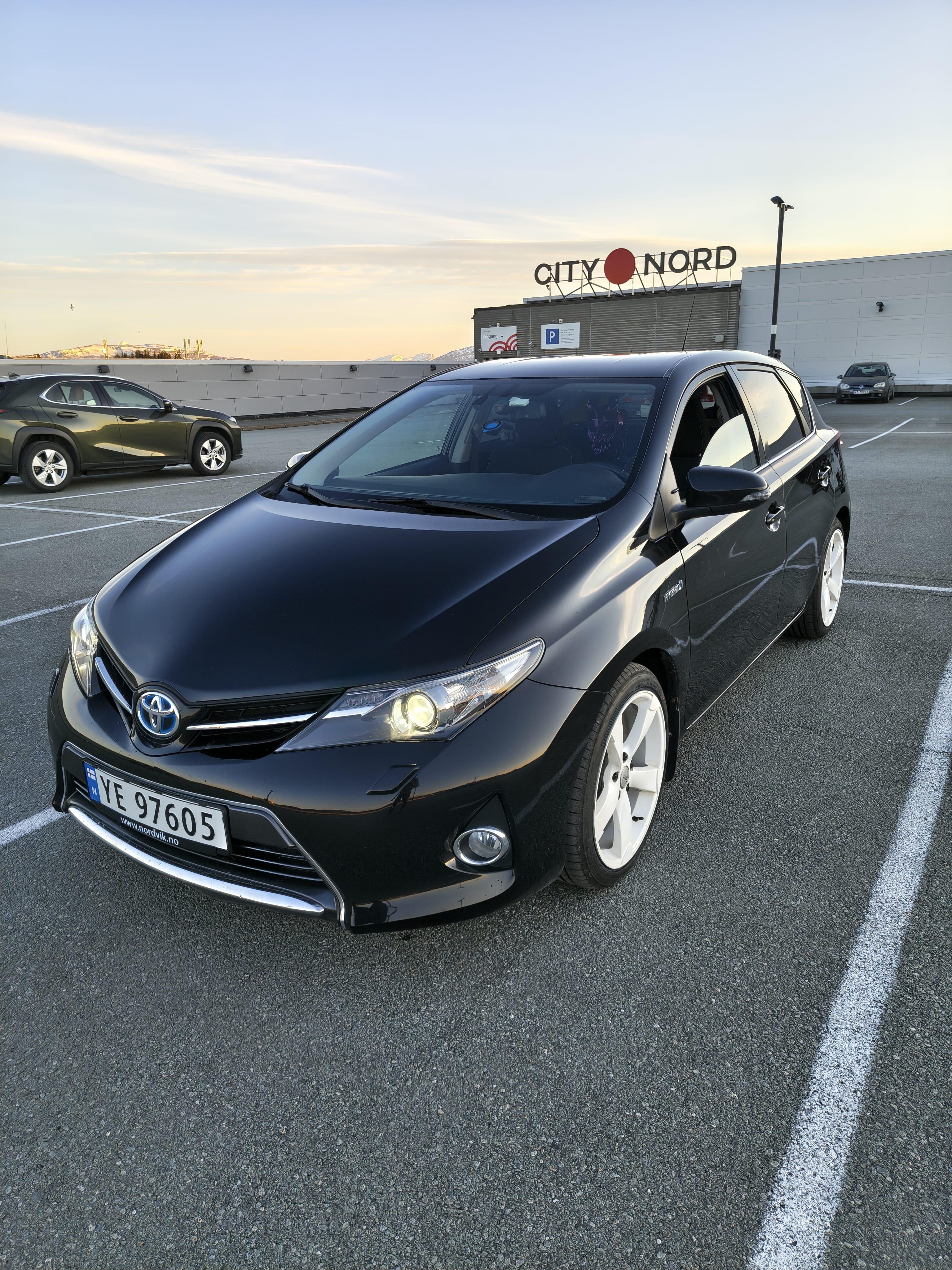 Toyota Auris Hybrid, 2015, Blyfri 95, automatisk