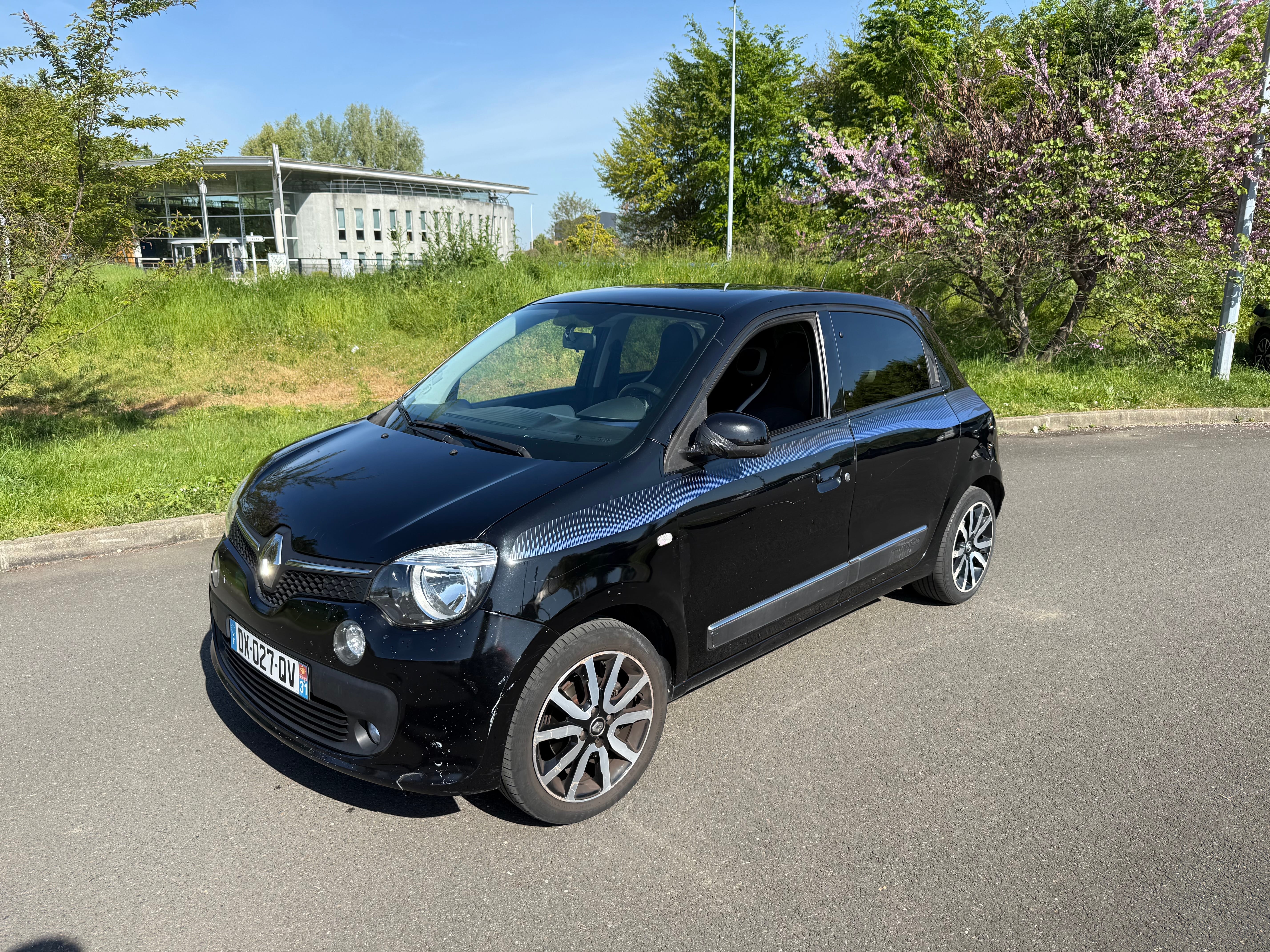 Renault Twingo III COSMIC, 2015, Essence 95