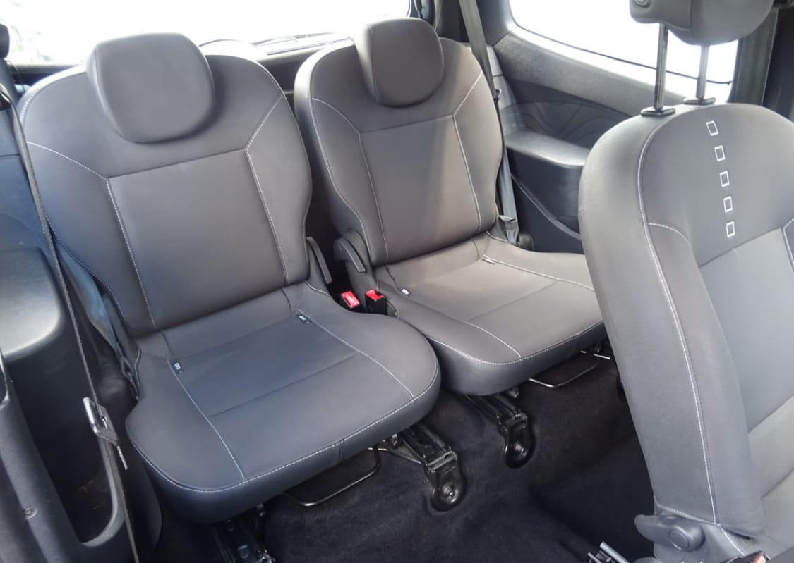 Renault Twingo II avec Siège bébé