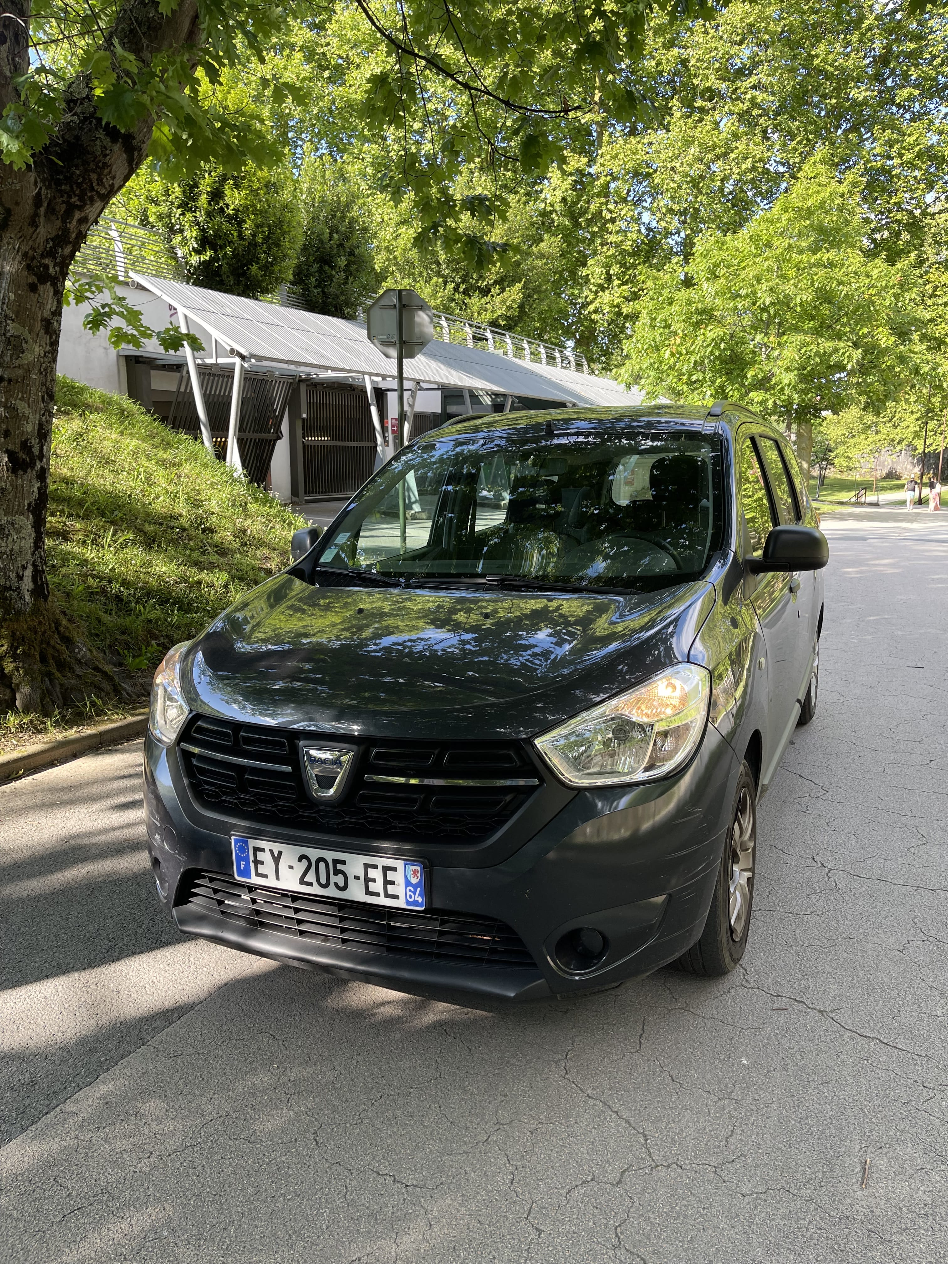 Dacia Lodgy, 2018, Essence 98, 7 seats