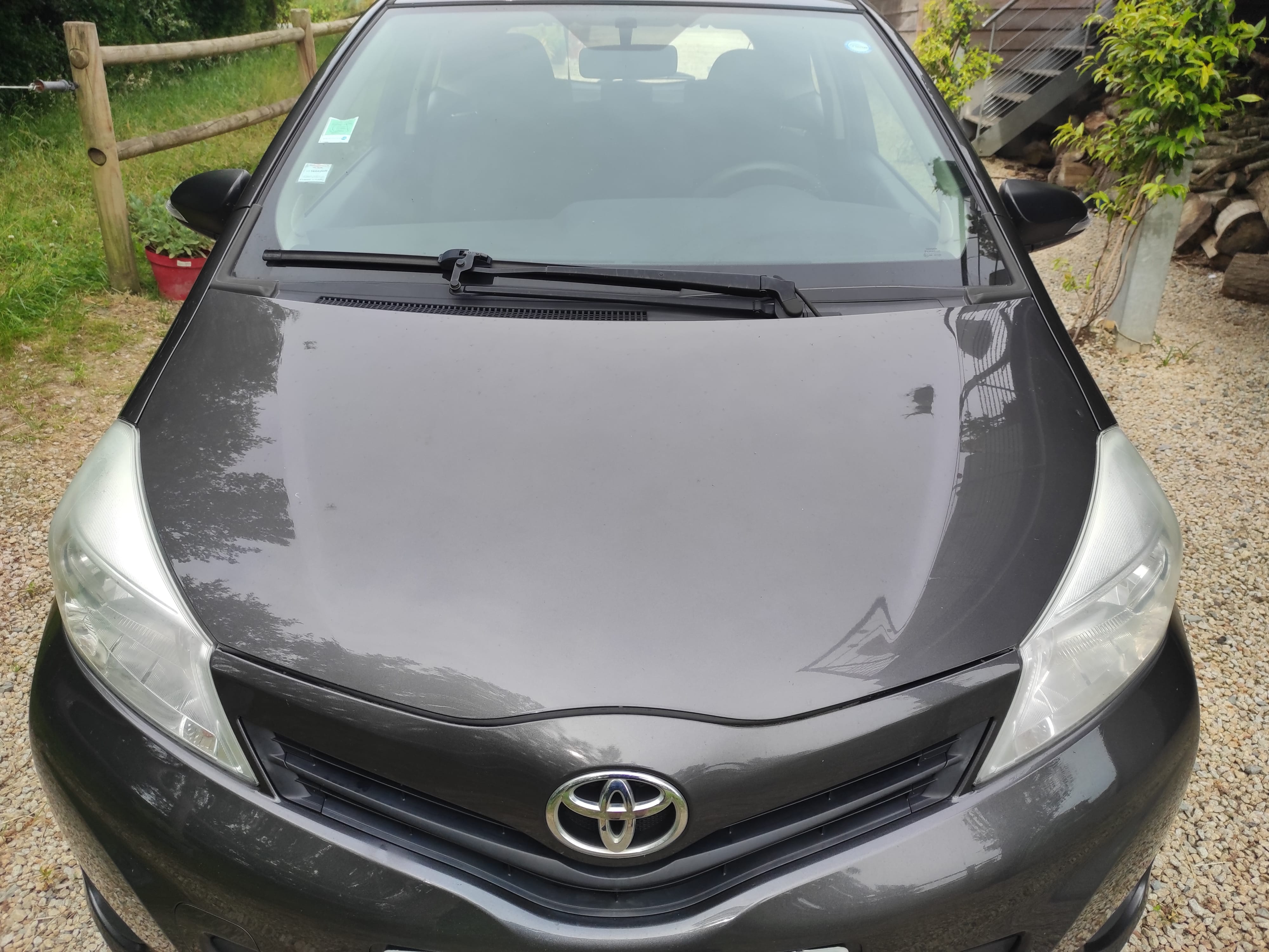 Toyota Yaris 1.0, 2012, Essence 98