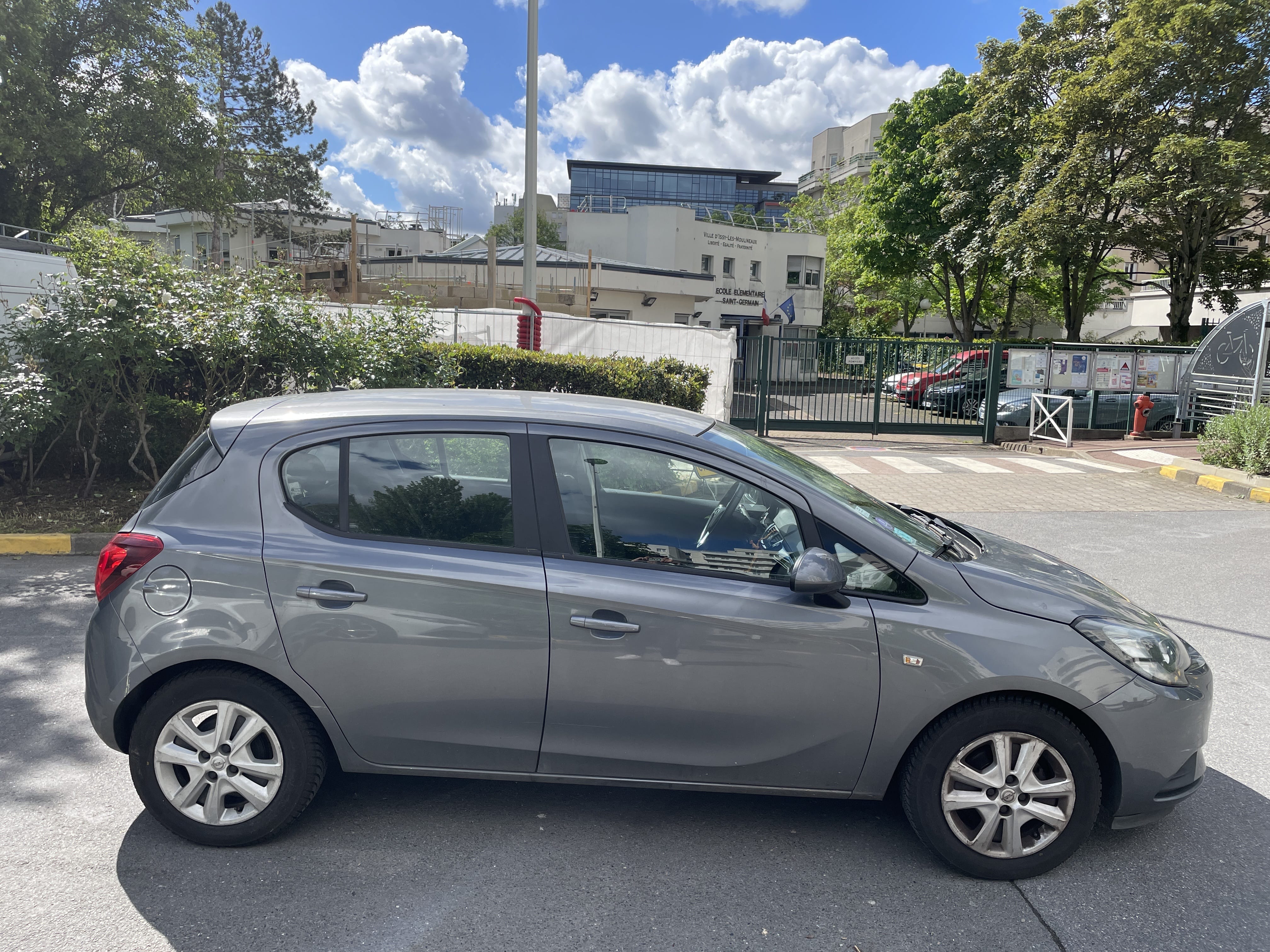 Opel Corsa avec Climatisation