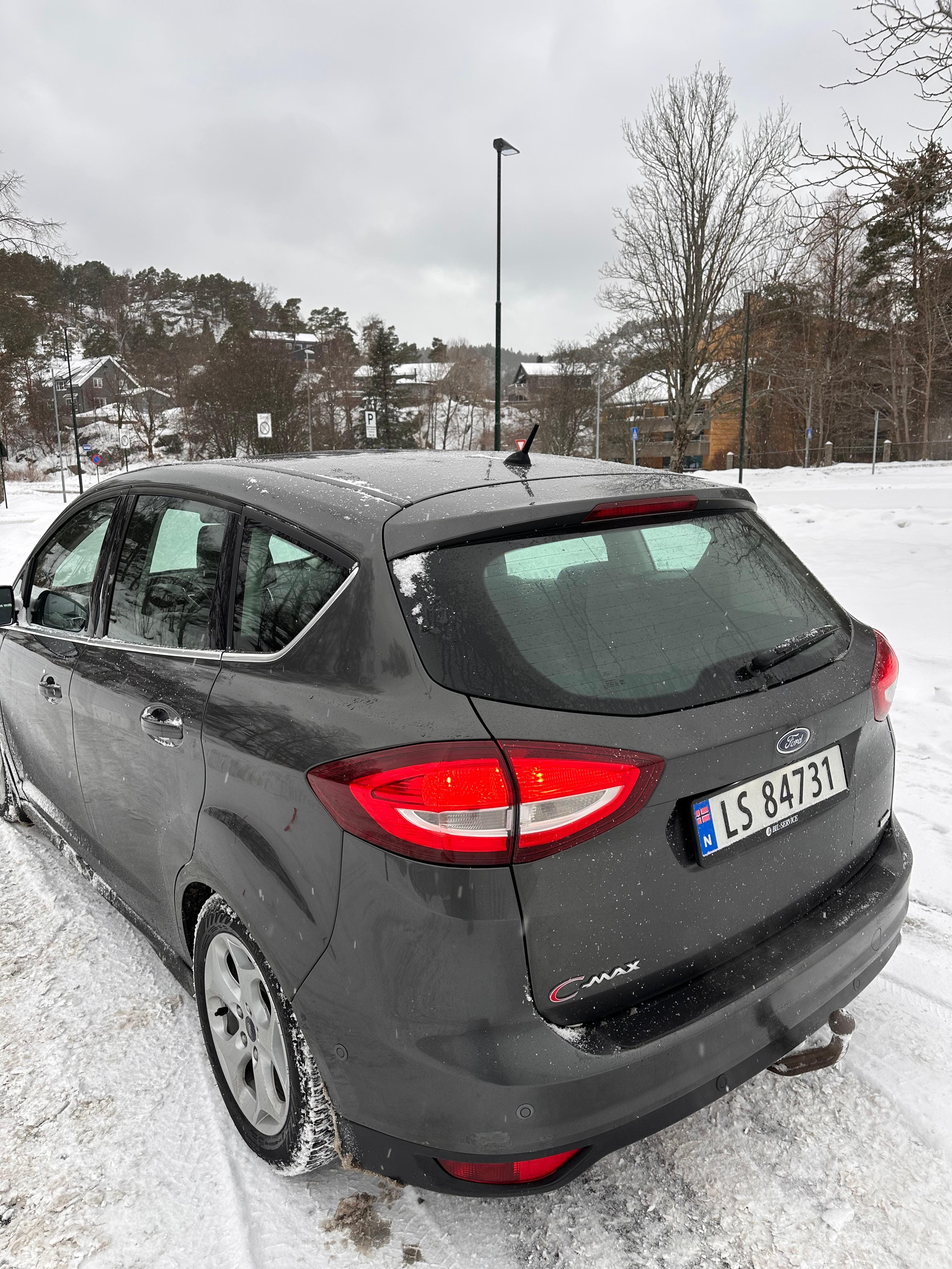 Ford C-Max 1.5 Bensin automat Titanium X tilhengerfeste med GPS