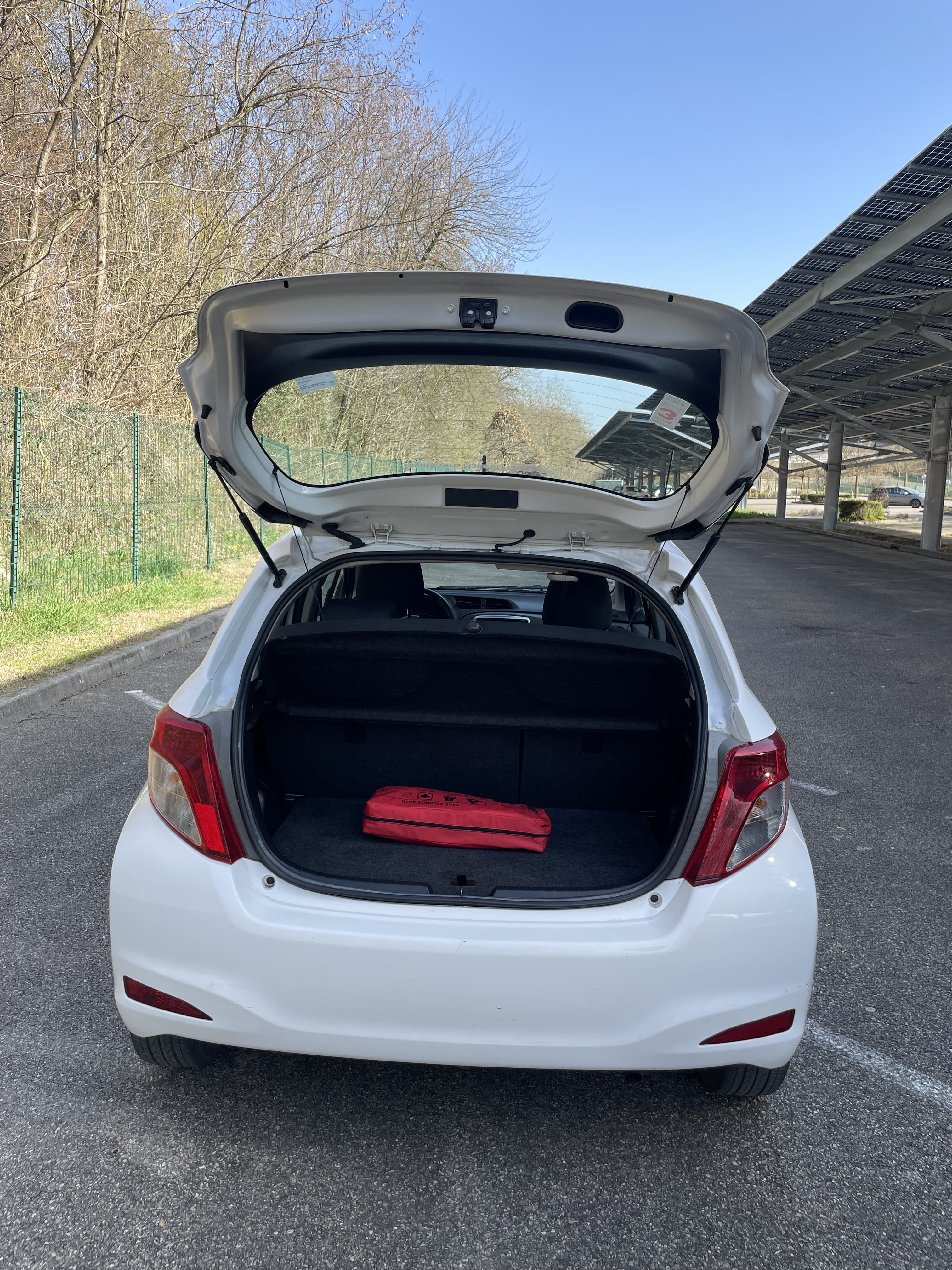Toyota Yaris avec Entrée audio / iPod