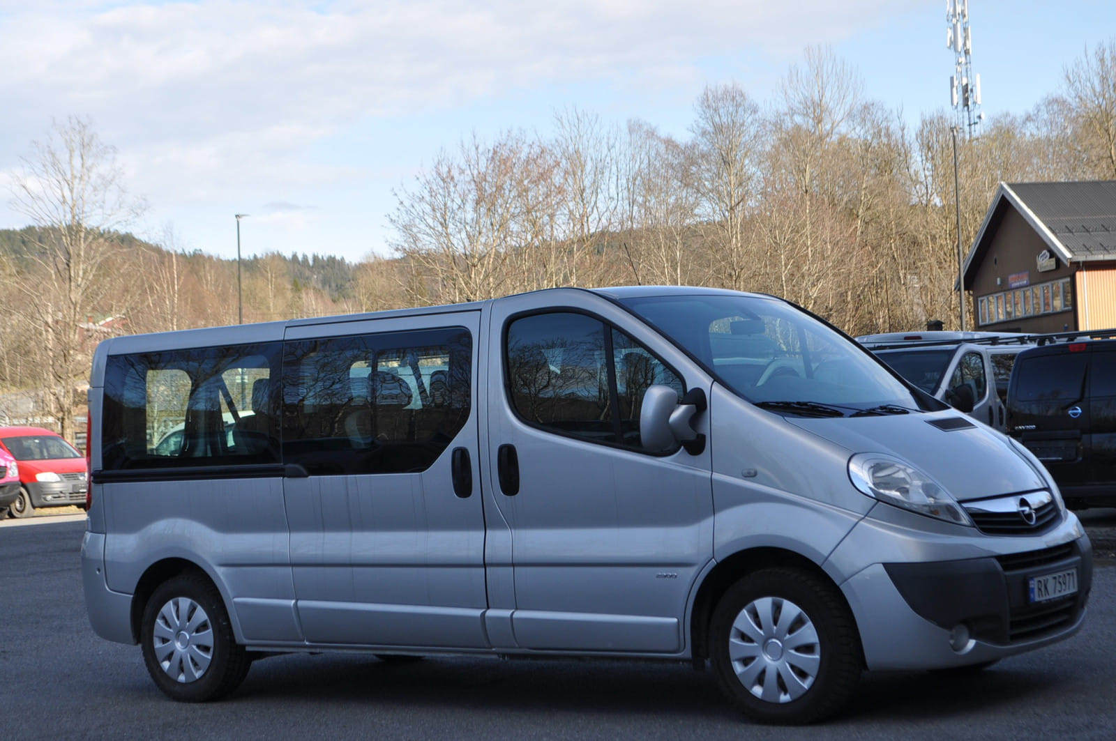Opel Vivaro Minibuss med Cruisekontroll