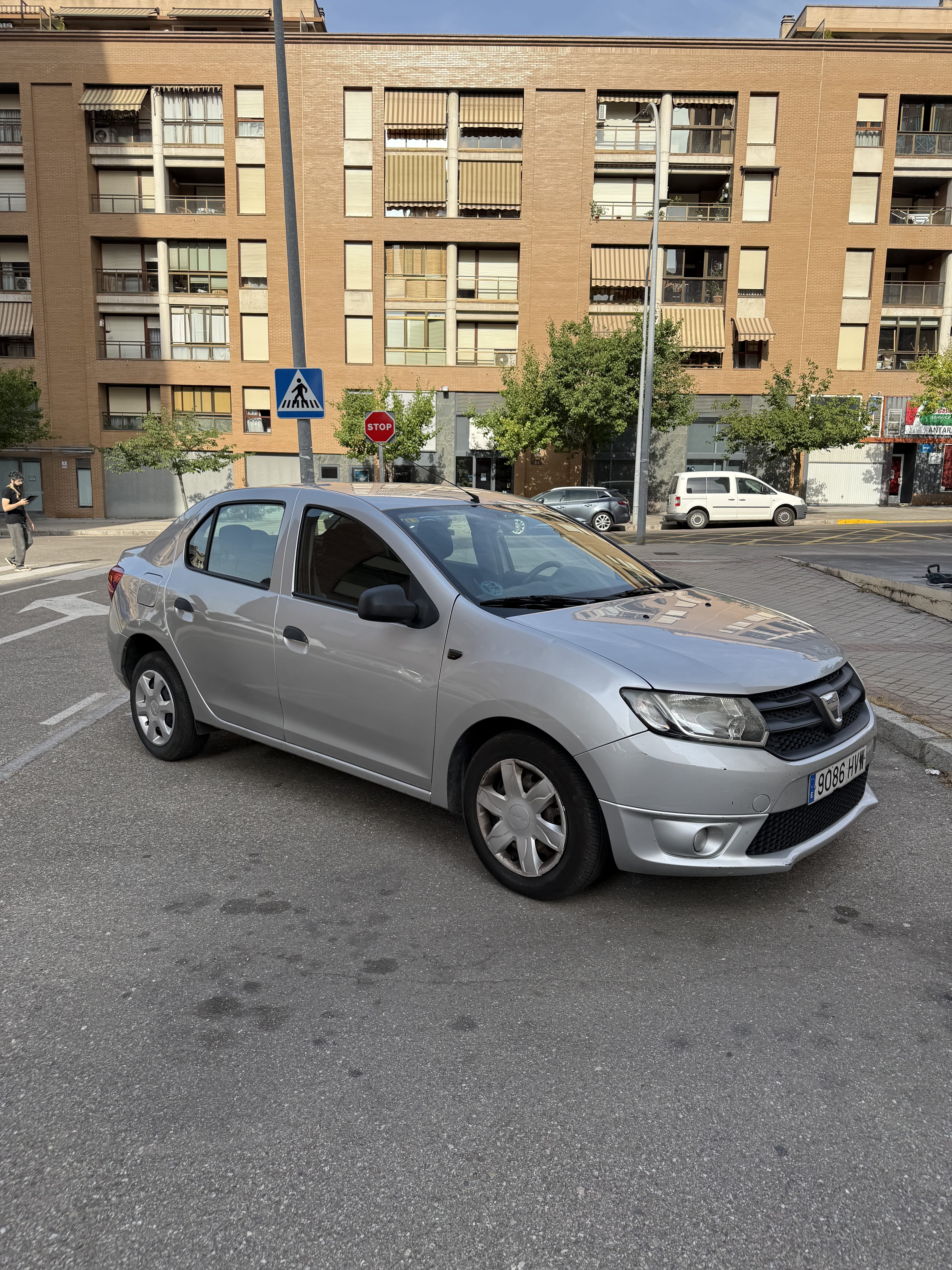 Dacia Logan 1.2 con Aire acondicionado