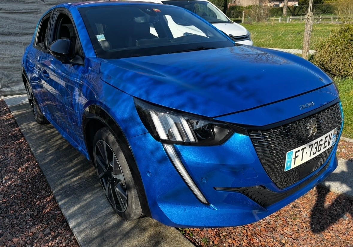 Peugeot 208 avec Caméra de recul