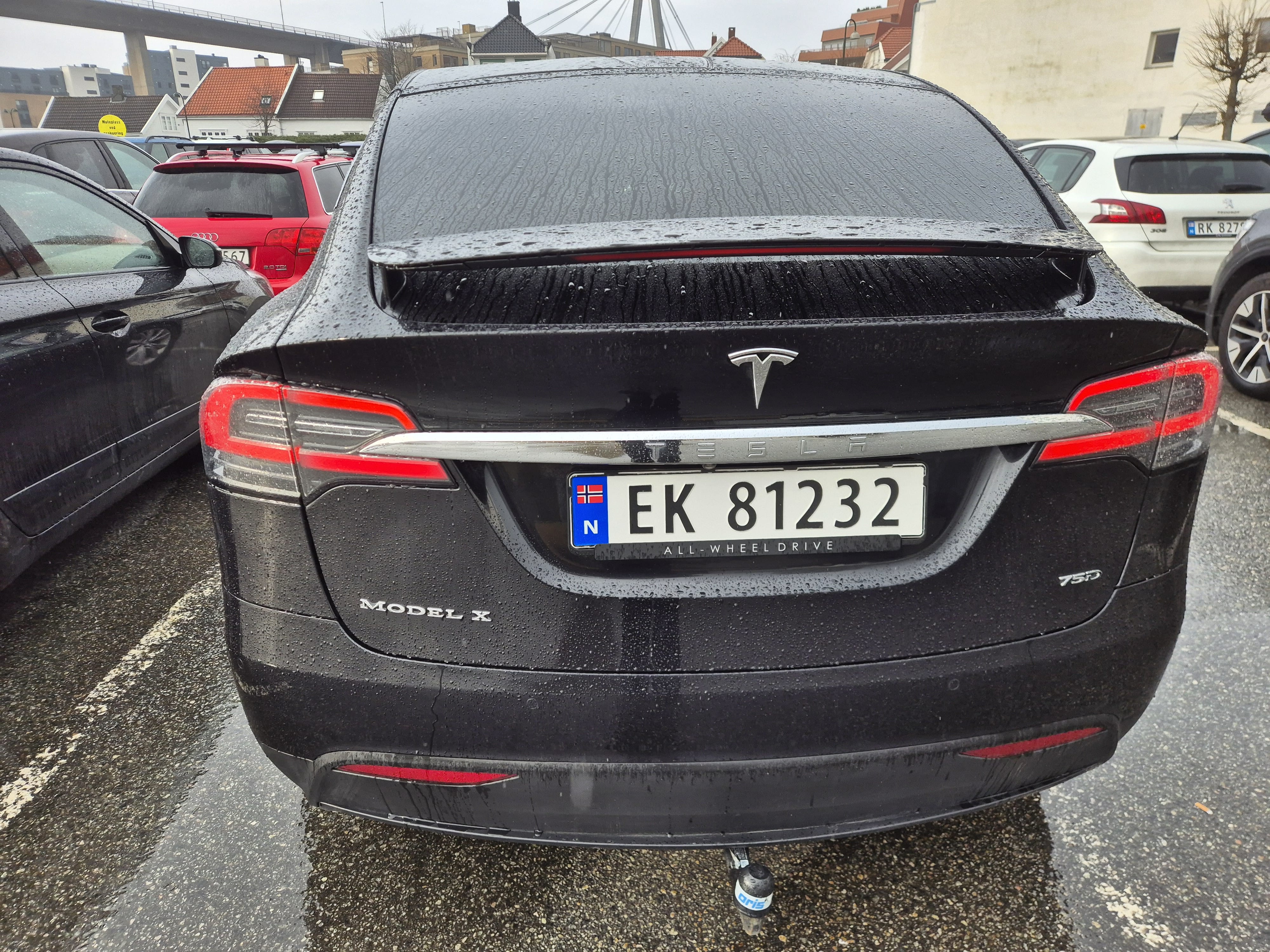 Tesla Model X med Ryggekamera