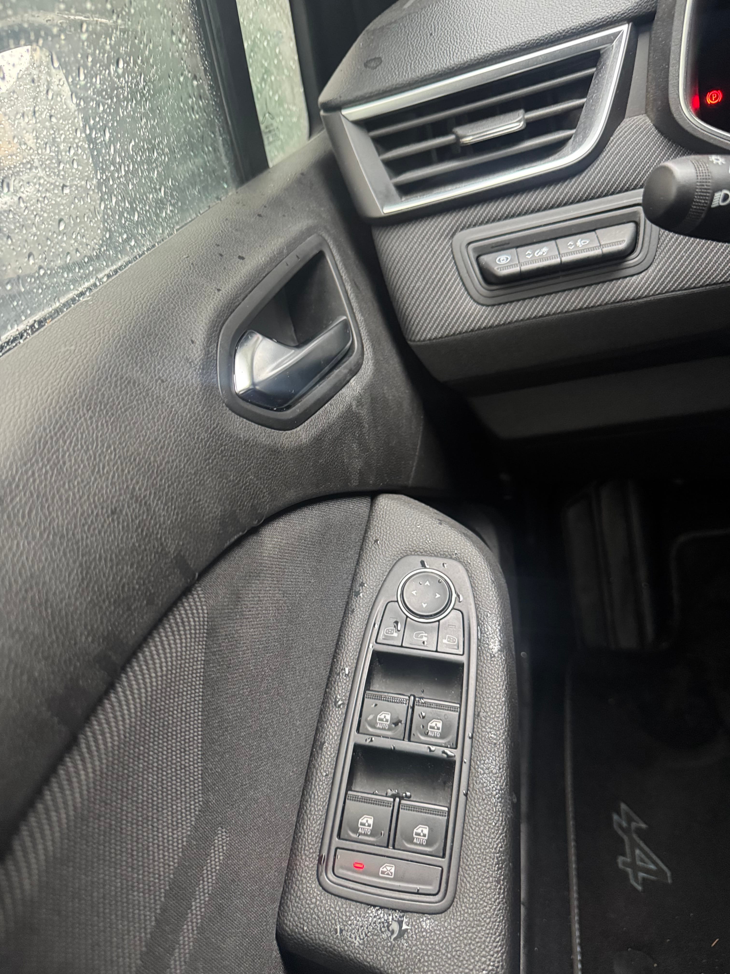 Renault Clio Alpine avec GPS