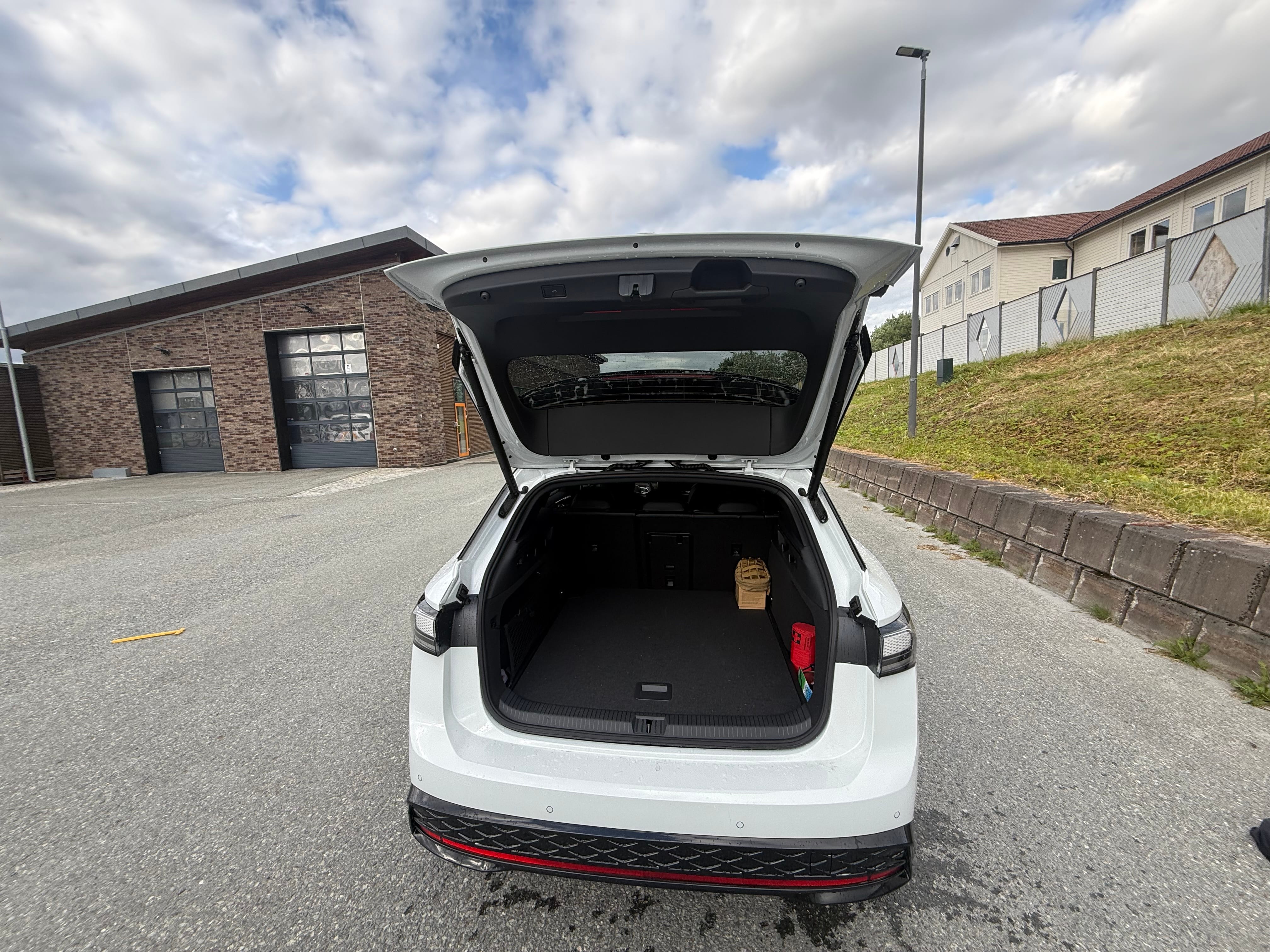 Volkswagen ID.7 Tourer Pro med Cruisekontroll