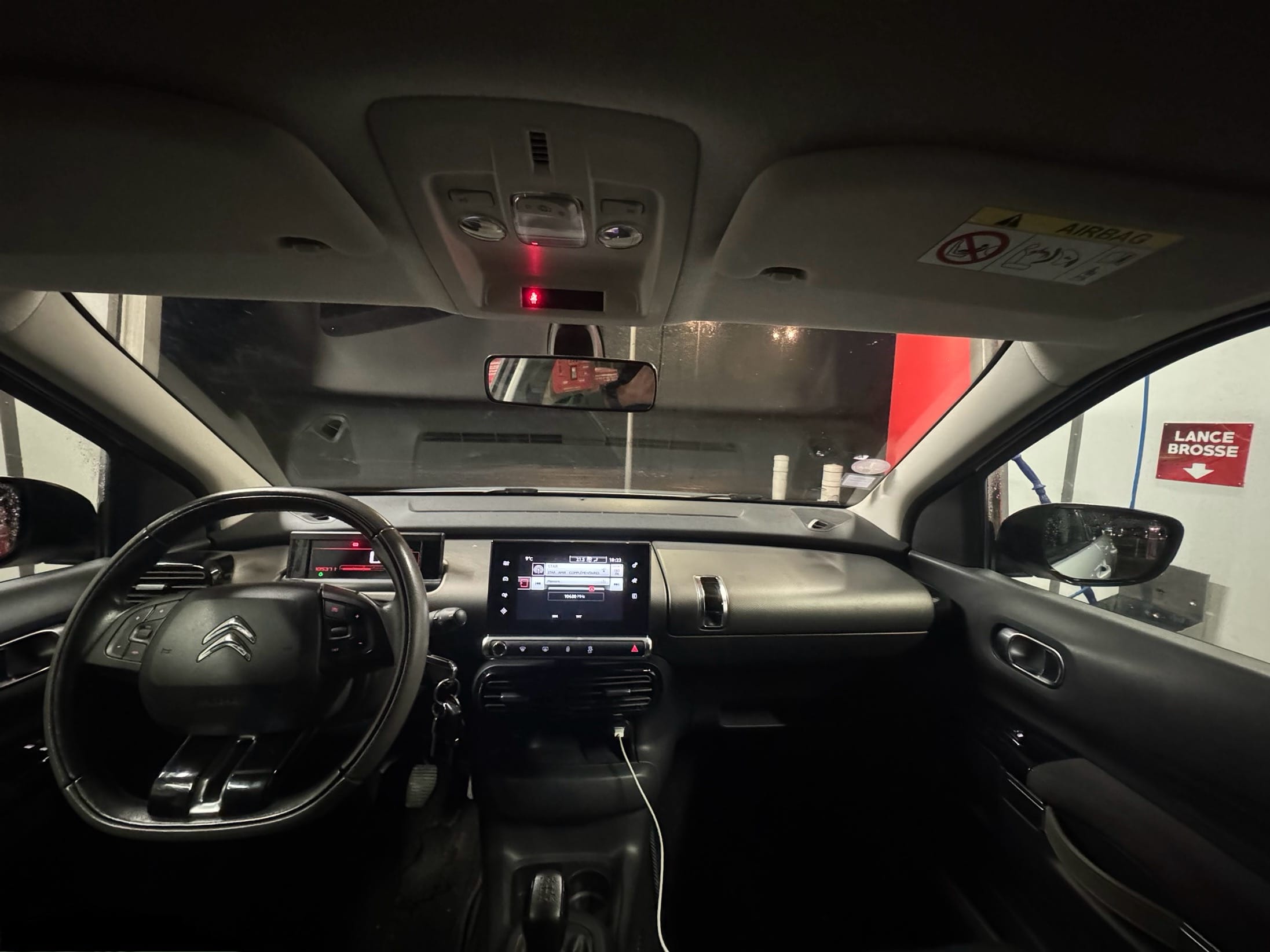 Citroen C4 Cactus avec GPS