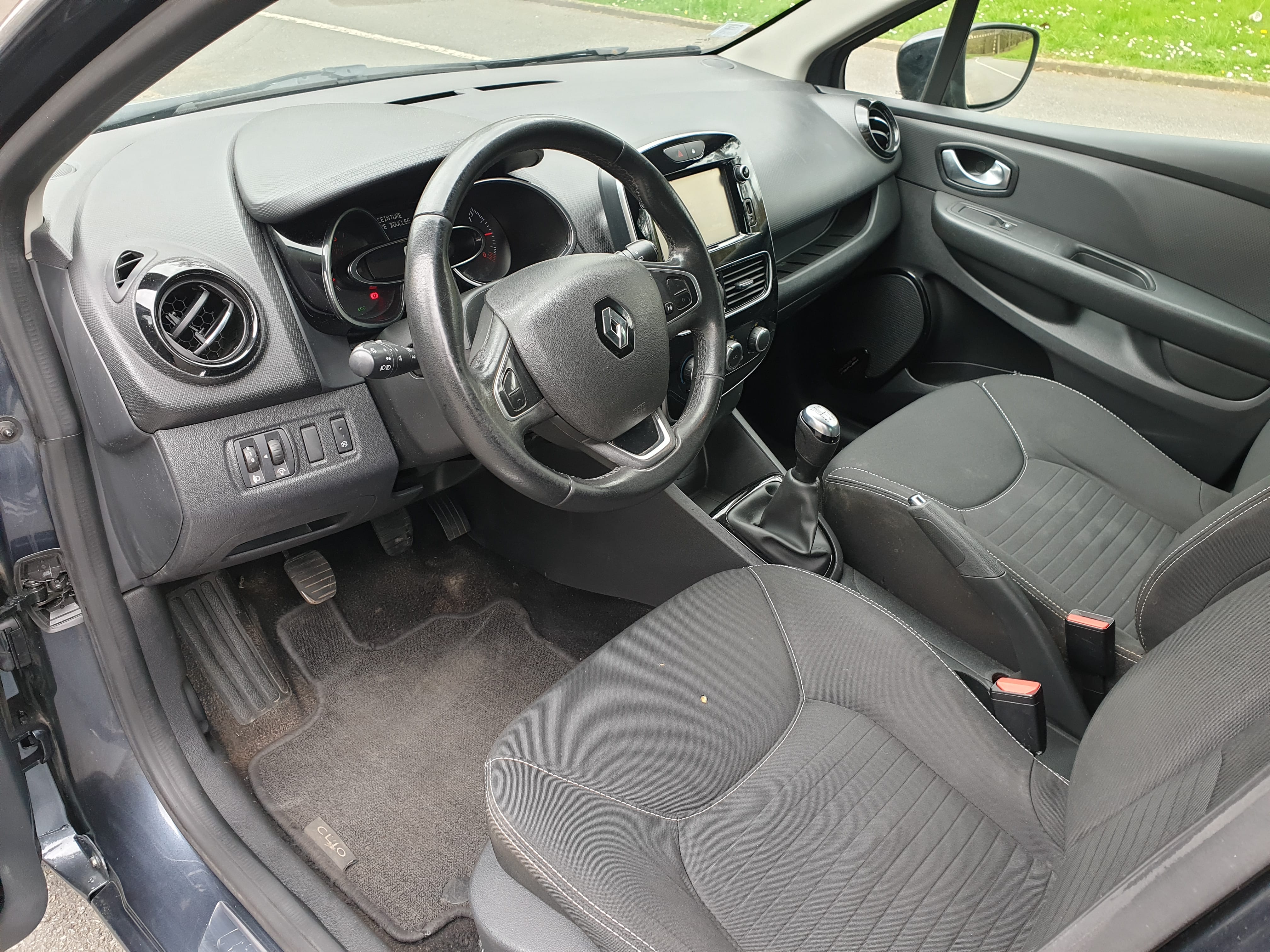 Renault Clio avec Port USB