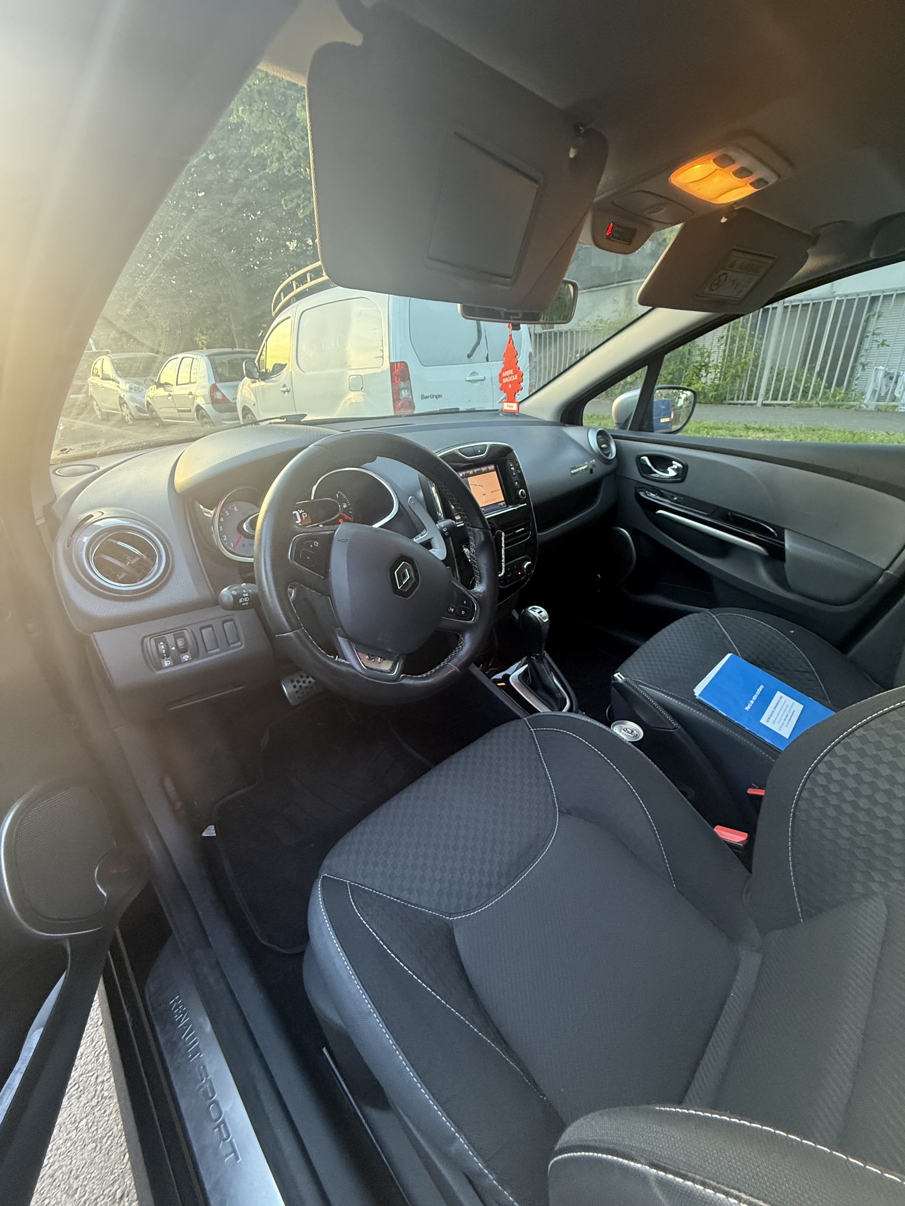 Renault Clio avec Caméra de recul