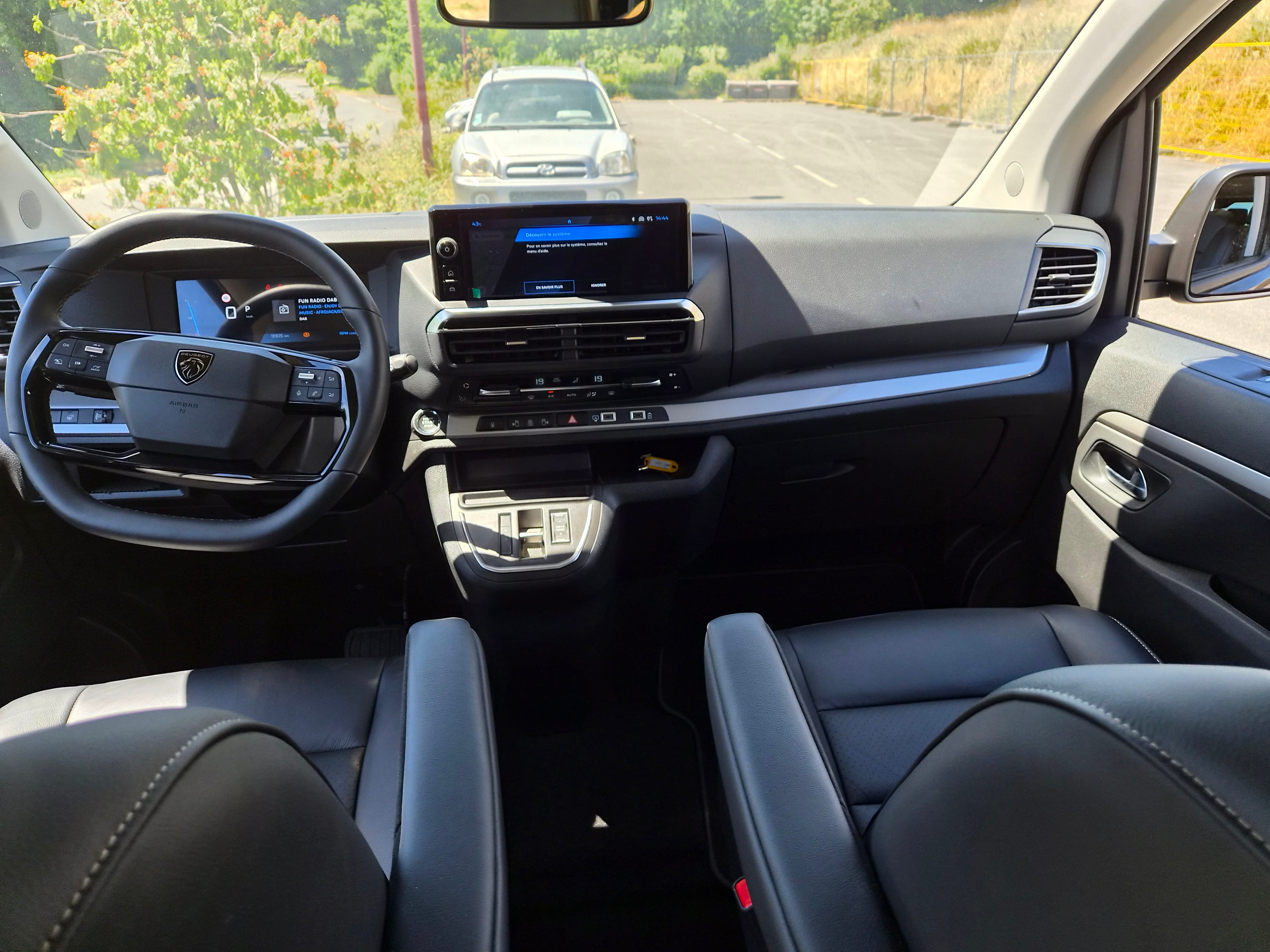 Peugeot Traveller avec Caméra de recul