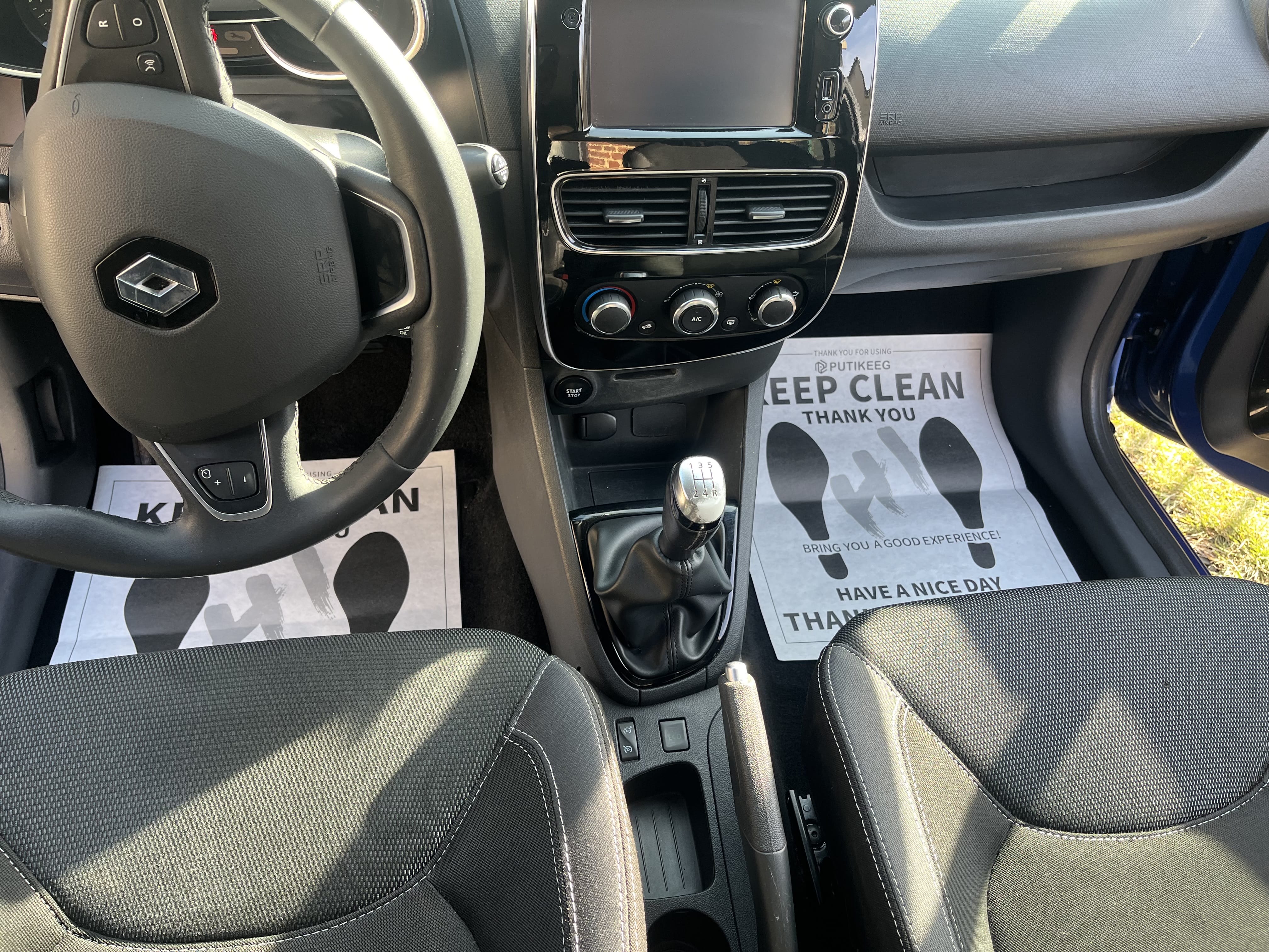 Renault Clio avec GPS